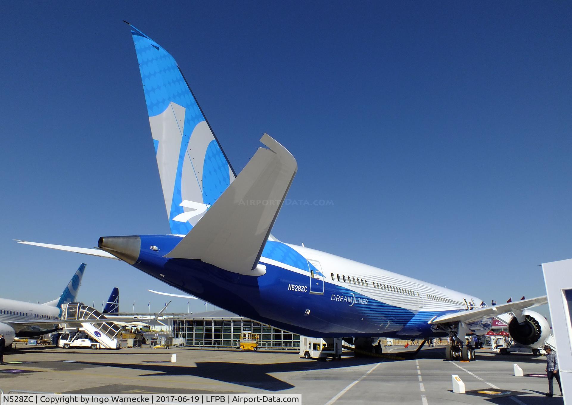 N528ZC, 2016 Boeing 787-10 Dreamliner C/N 60256, Boeing 787-10 at the Aerosalon 2017, Paris