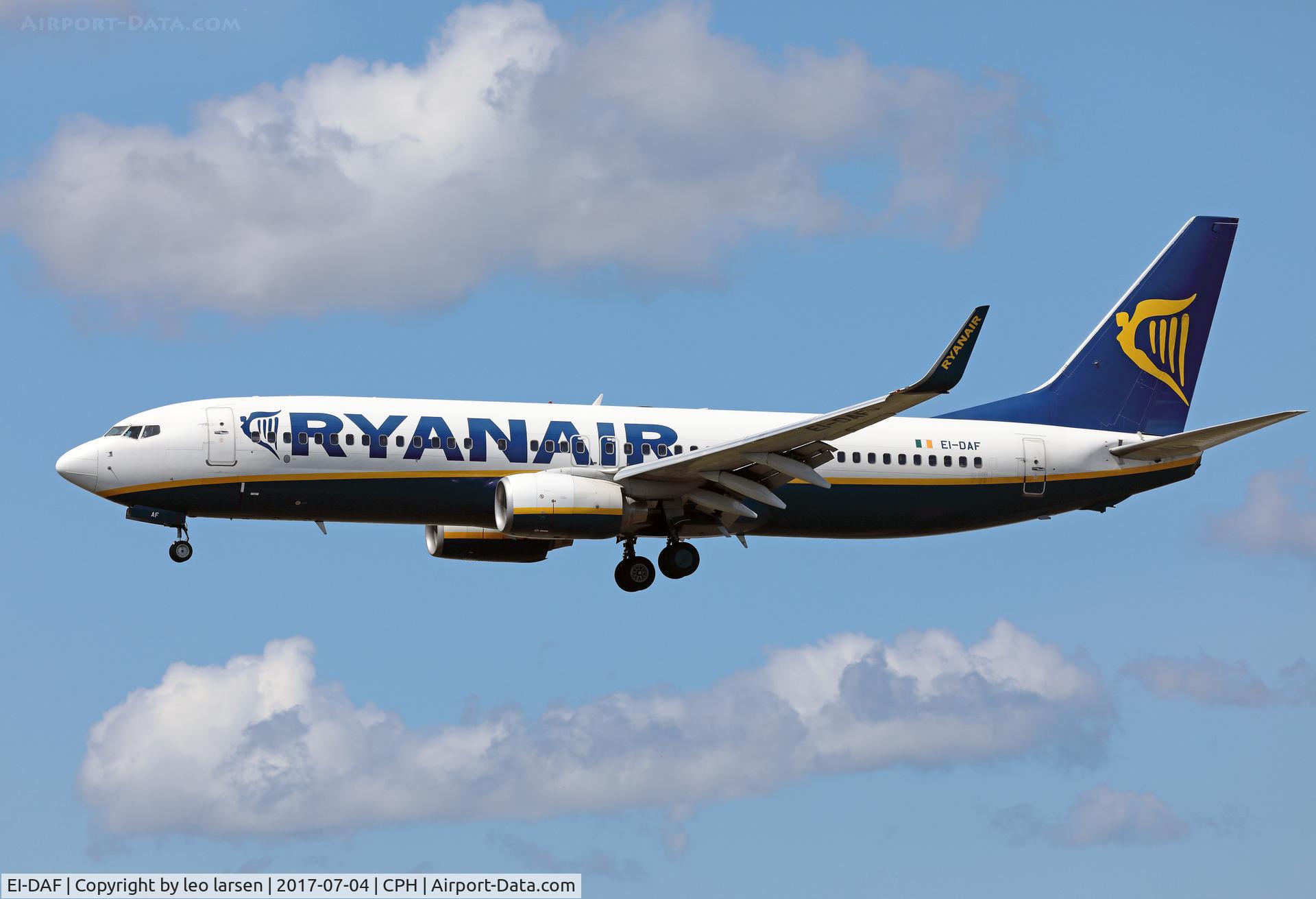 EI-DAF, 2002 Boeing 737-8AS C/N 29939, Copenhagen 4.7.2017