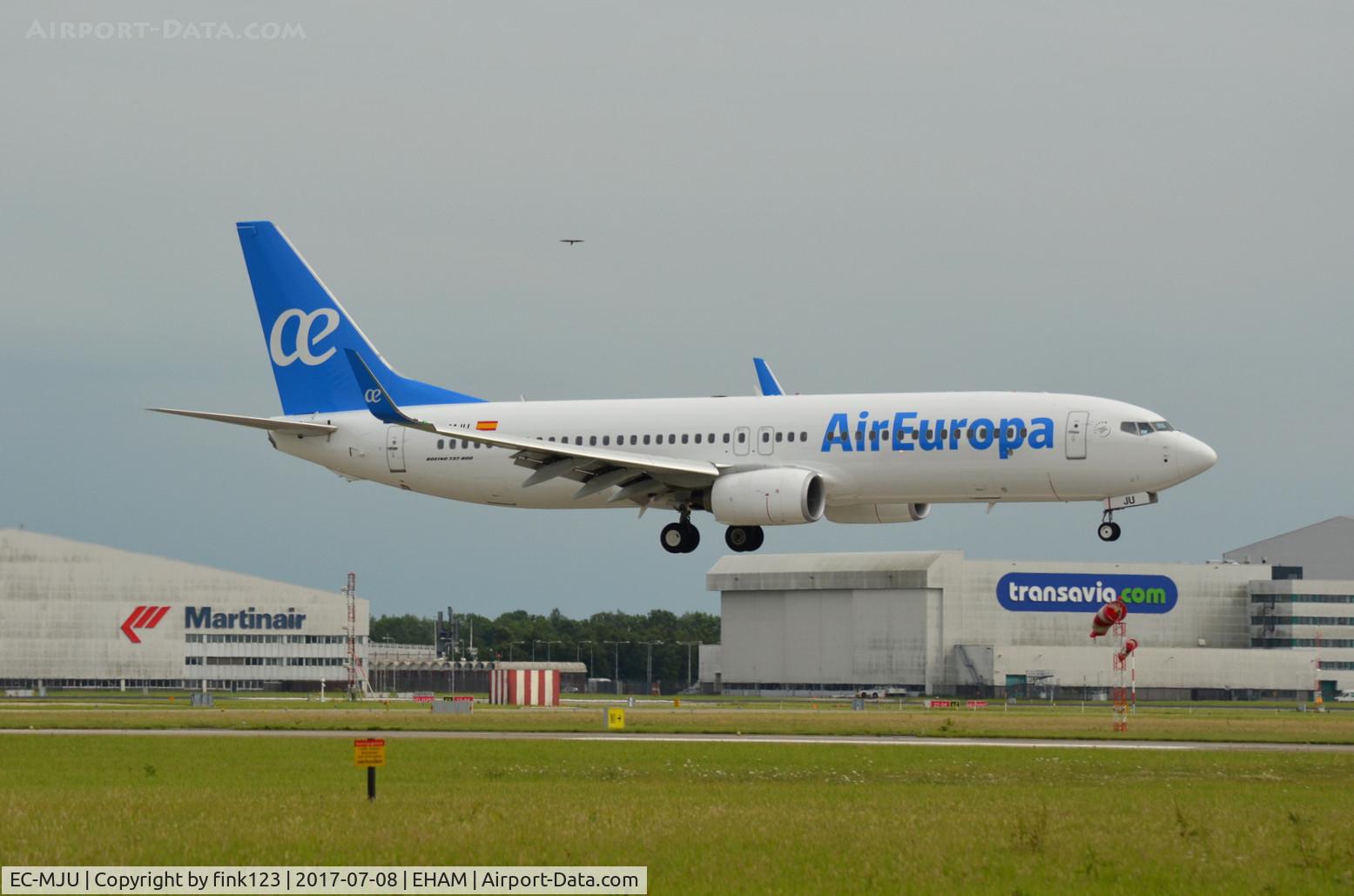 EC-MJU, 2016 Boeing 737-85P C/N 60584, AIR EUROPA 737