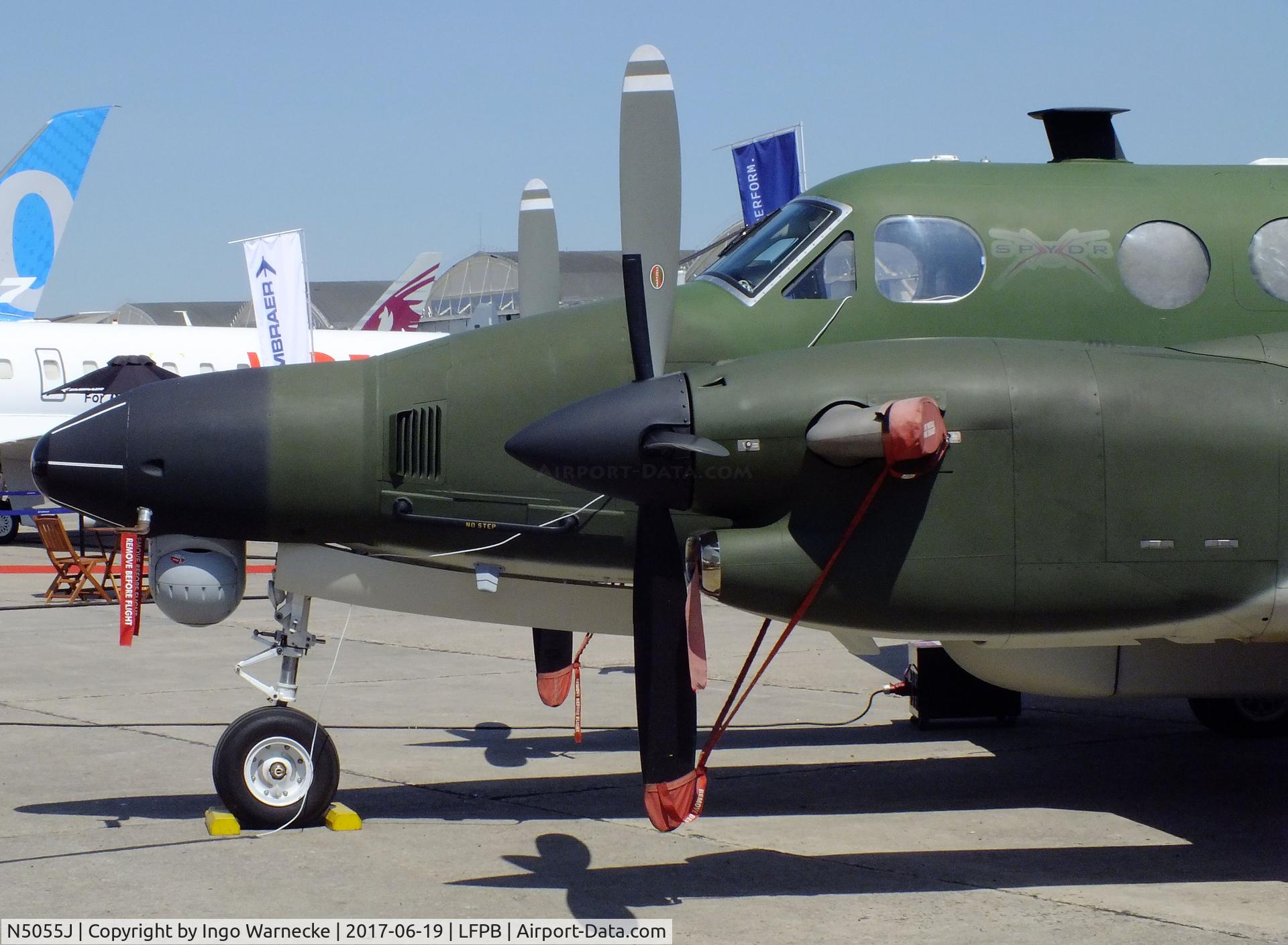 N5055J, 2013 Beechcraft 350ER King Air (B300) C/N FL-855, Beechcraft B300 King Air L3 SPYDR at the Aerosalon 2017, Paris