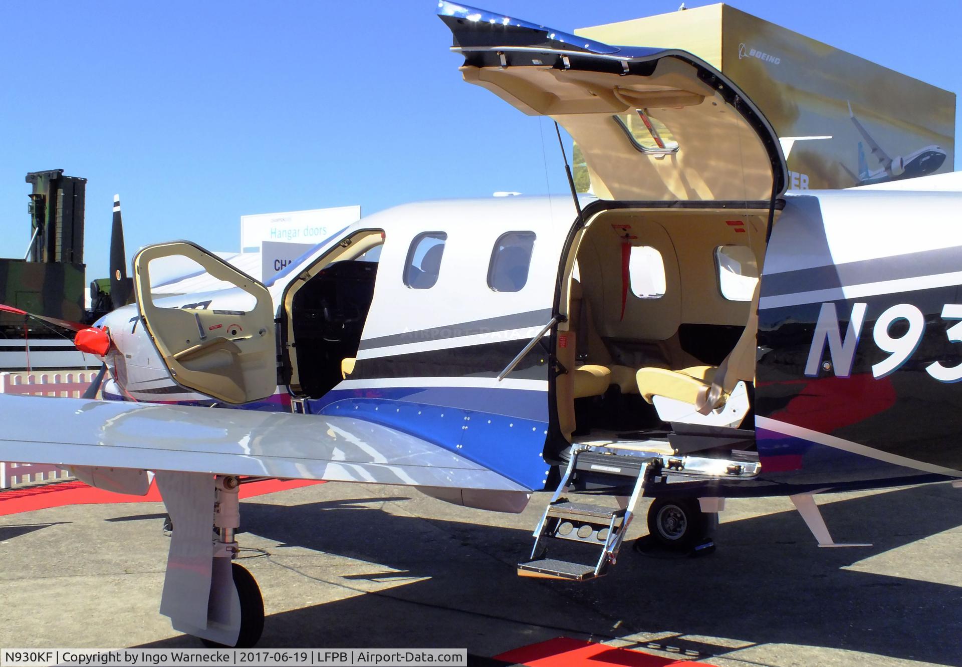 N930KF, 2017 Socata TBM-700 (930) C/N 1185, SOCATA TBM-930 at the Aerosalon 2017, Paris