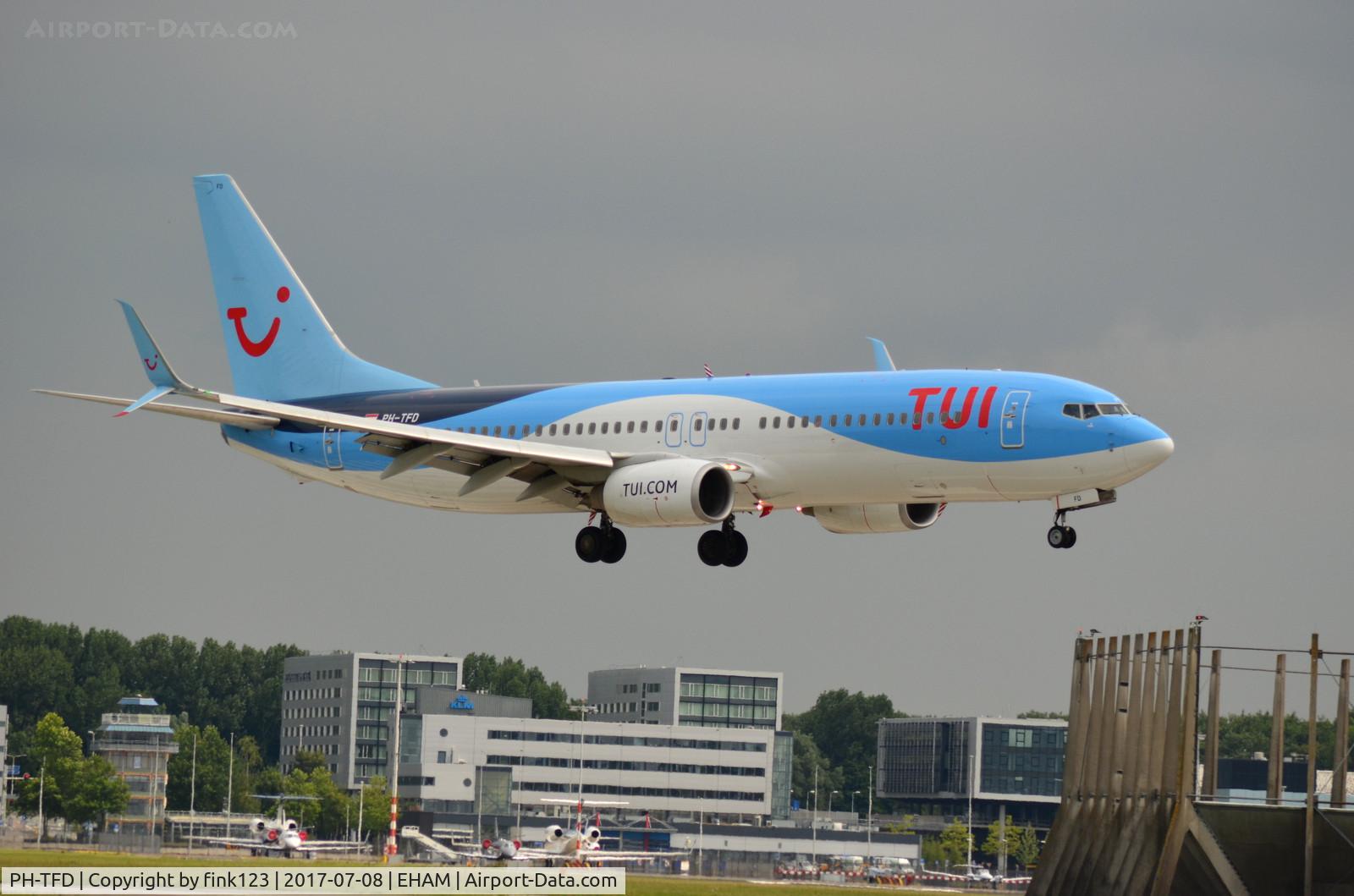PH-TFD, 2011 Boeing 737-86N C/N 38014, TUI 737