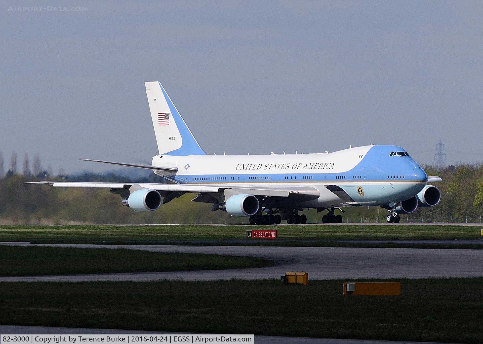 82-8000, 1987 Boeing VC-25A (747-2G4B) C/N 23824, Rolling for take off at Stansted.