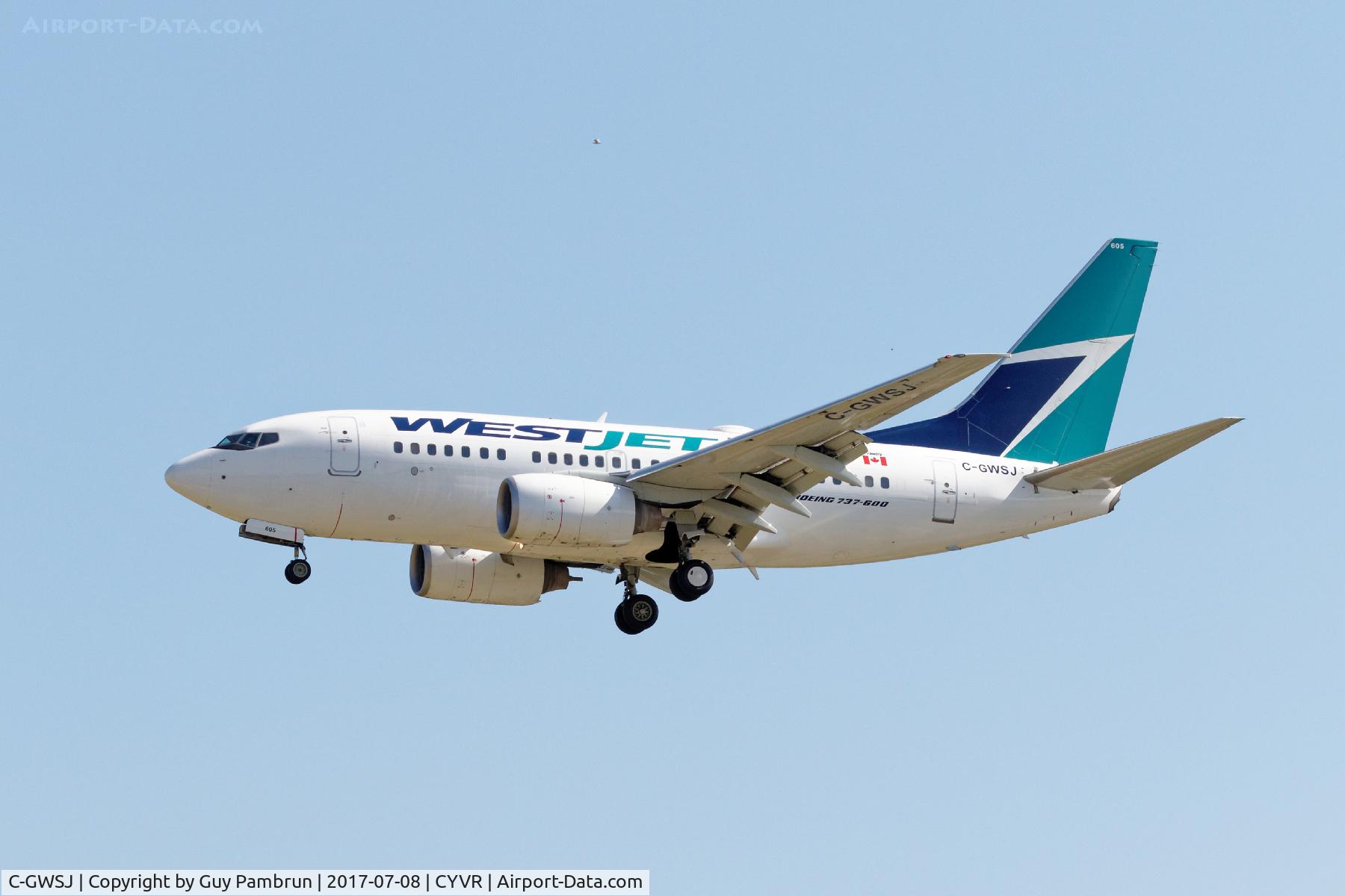 C-GWSJ, 2006 Boeing 737-6CT C/N 34621, Landing