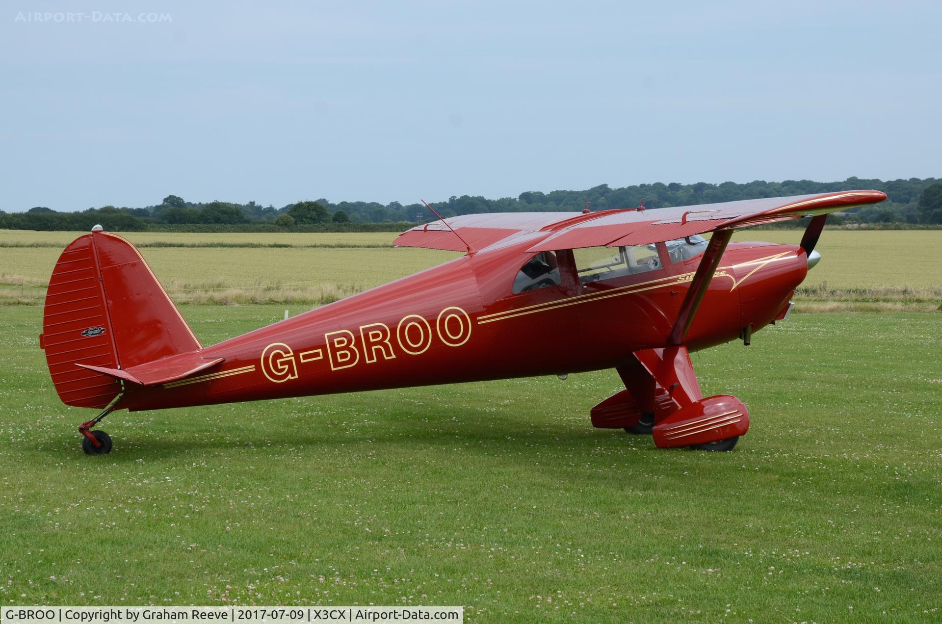 G-BROO, 1948 Luscombe 8E Silvaire C/N 6154, Parked at Northrepps.