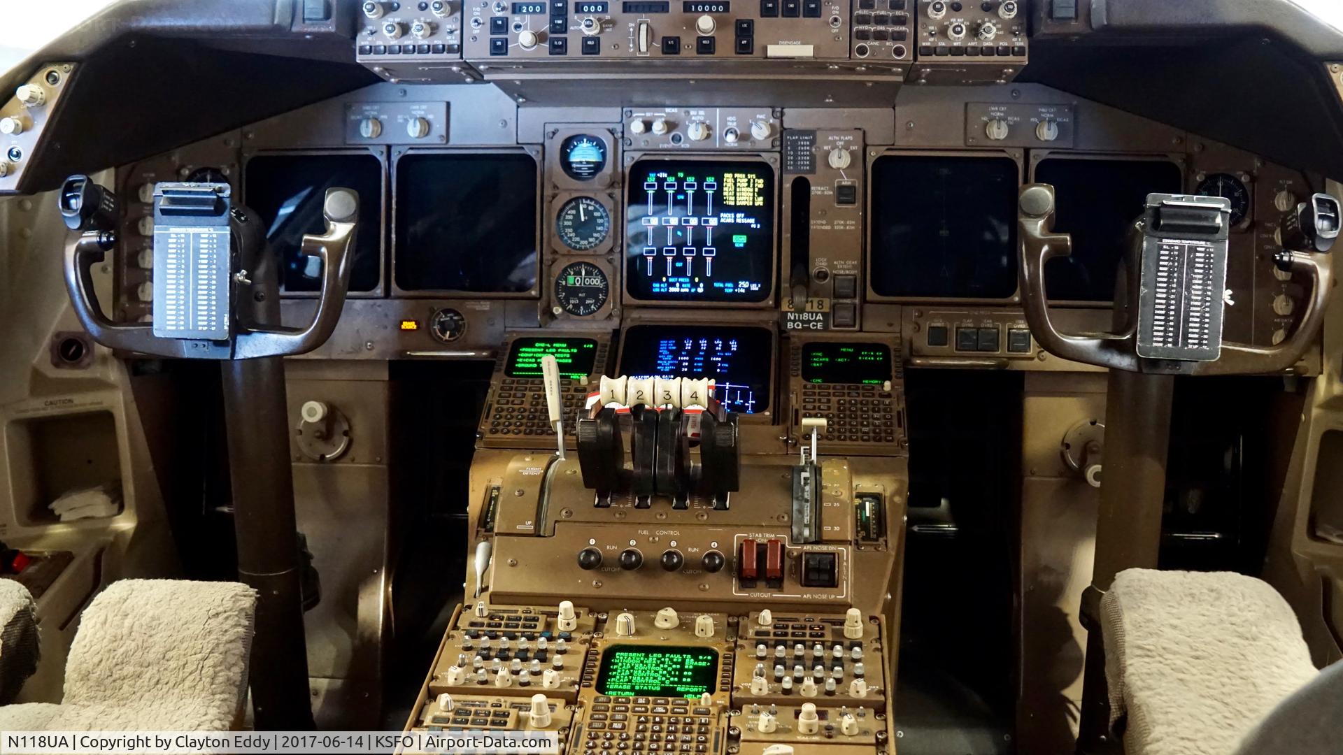 N118UA, 1999 Boeing 747-422 C/N 28811, Flightdeck. SFO. 2017.