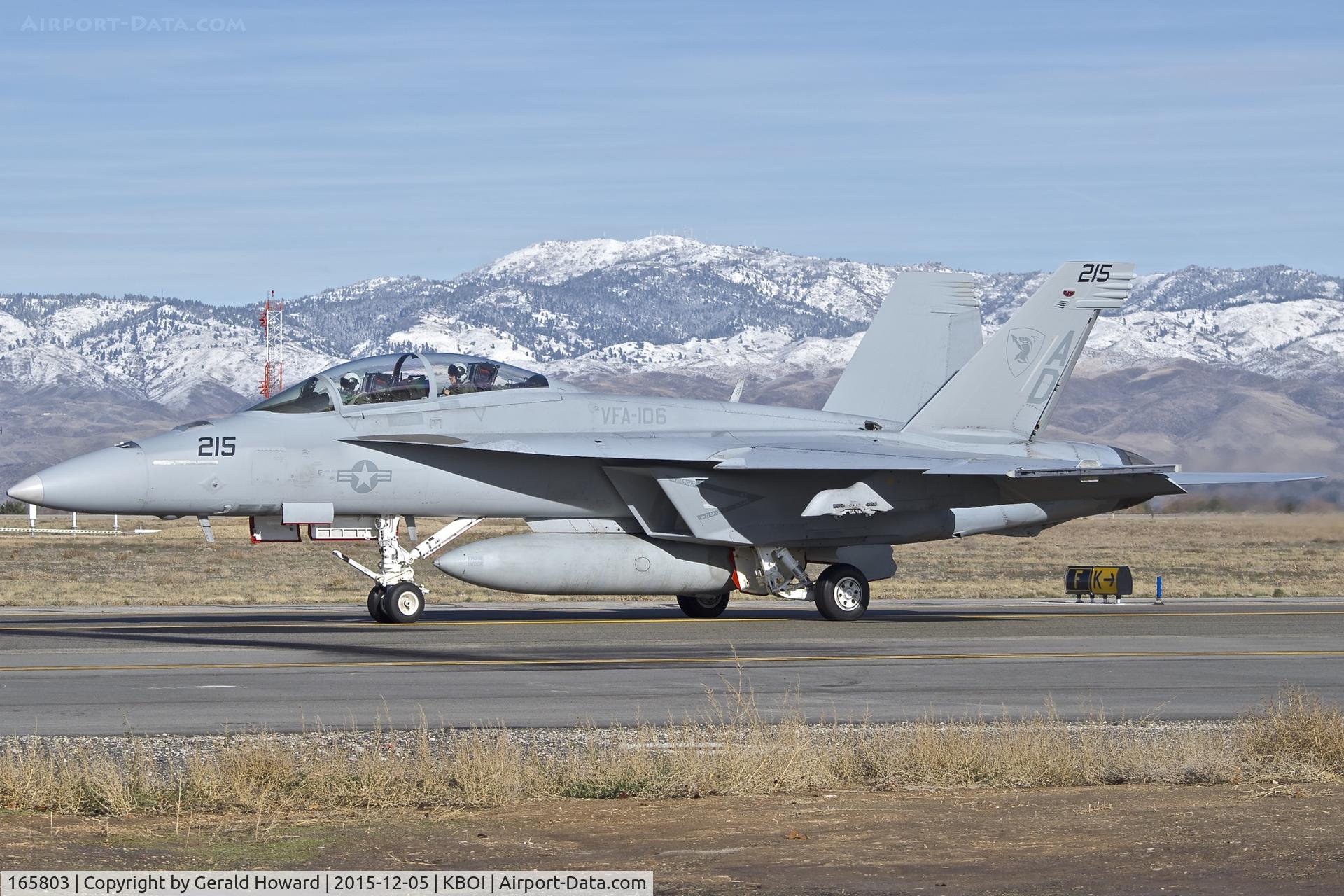 165803, Boeing F/A-18F Super Hornet C/N 1537/F029, Taxiing on Foxtrot to RWY 10R.  VFA-106 
