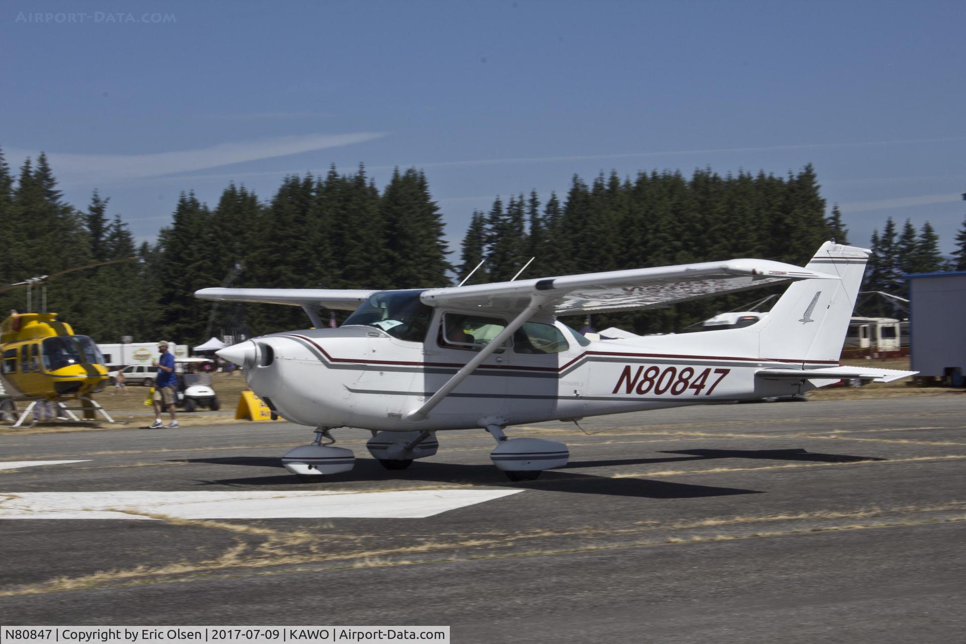 N80847, 1976 Cessna 172M C/N 17266771, Cessna 172 at the 2017 Arlington Fly-In.