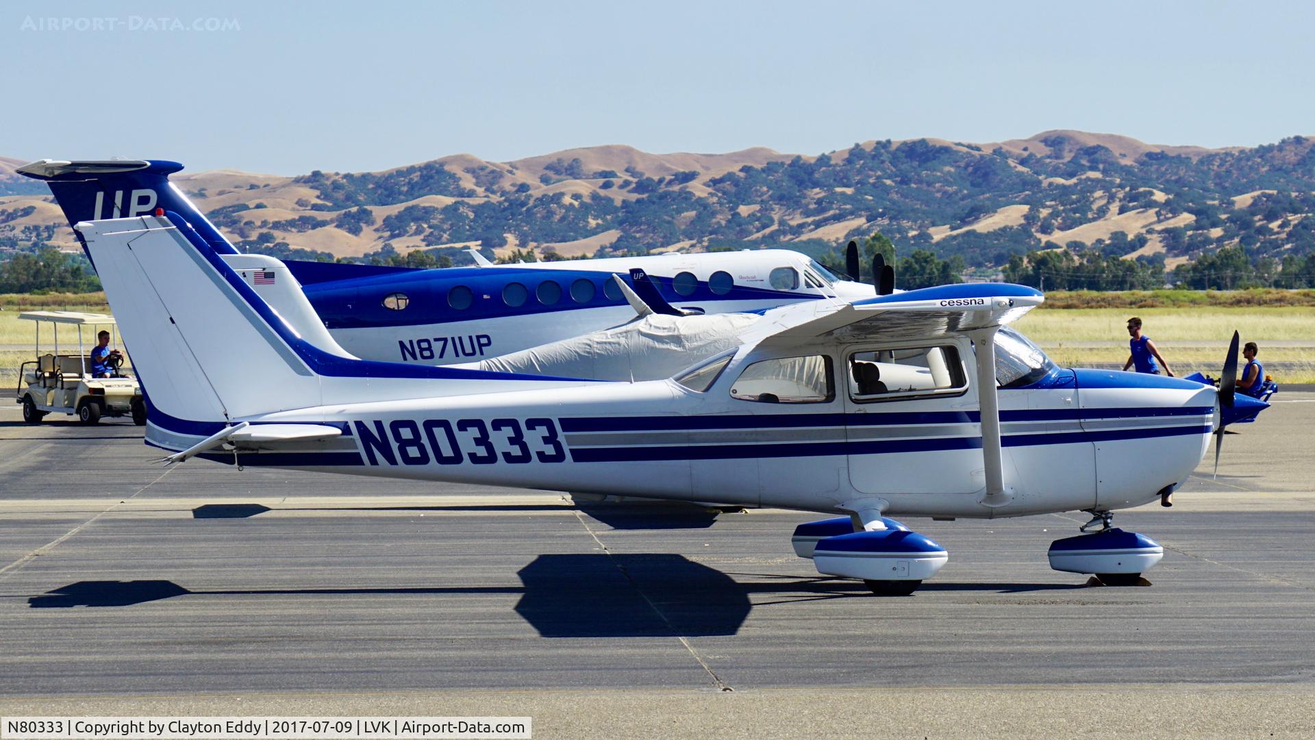 N80333, 1975 Cessna 172M C/N 17266527, Livermore Airport California. 2017.