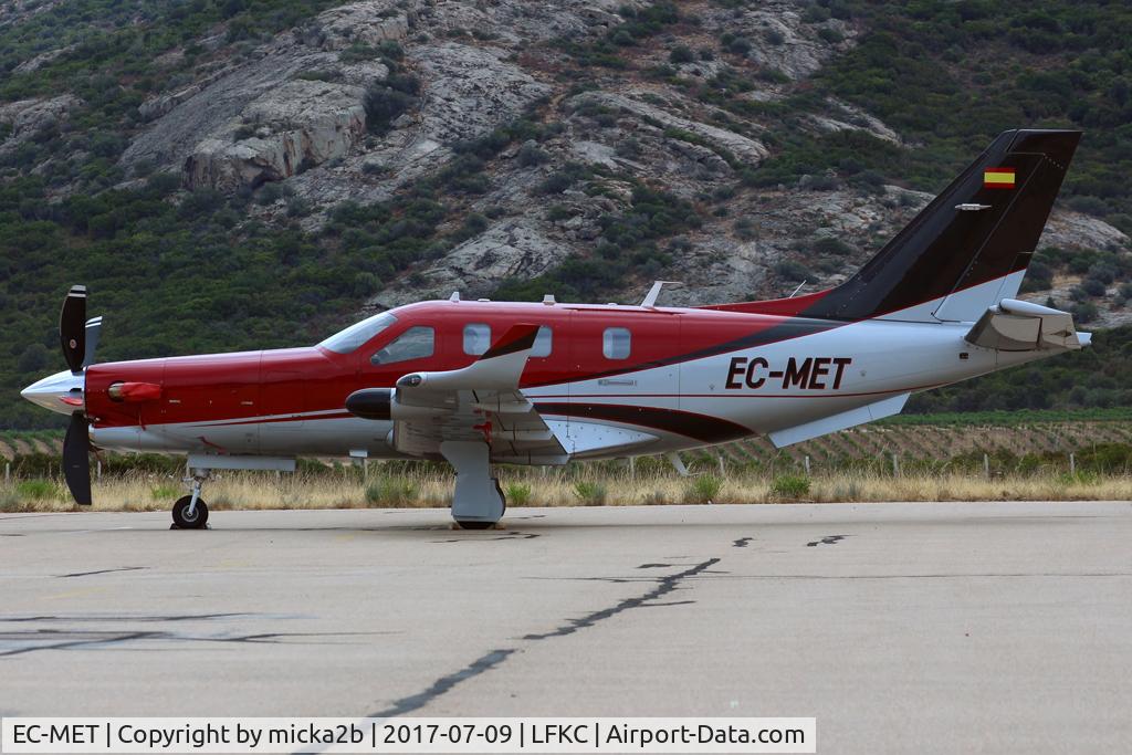 EC-MET, 2015 Socata TBM-900 C/N 1058, Parked