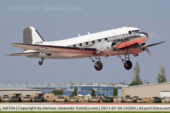 N8704, 1944 Douglas DC3C-S4C4G (TC-47B-30-DK) C/N 33048, Douglas DC-3C-S4C4G Yankee Doodle Dandy CN 33048 - Yankee Air Museum, N8704