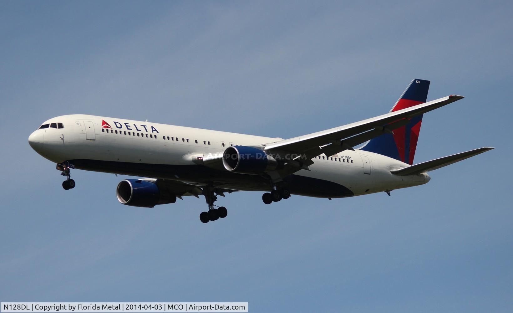 N128DL, 1988 Boeing 767-332 C/N 24078, Delta