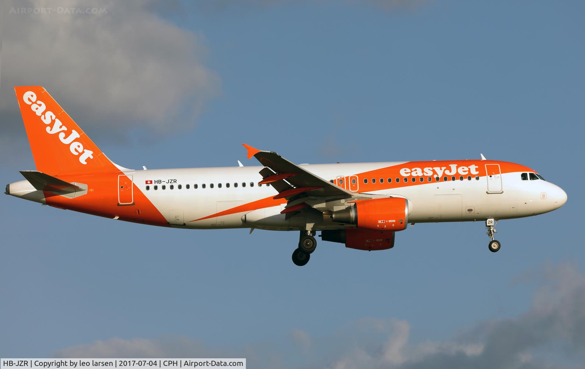 HB-JZR, 2009 Airbus A320-214 C/N 4034, Copenhagen 4.7.2017