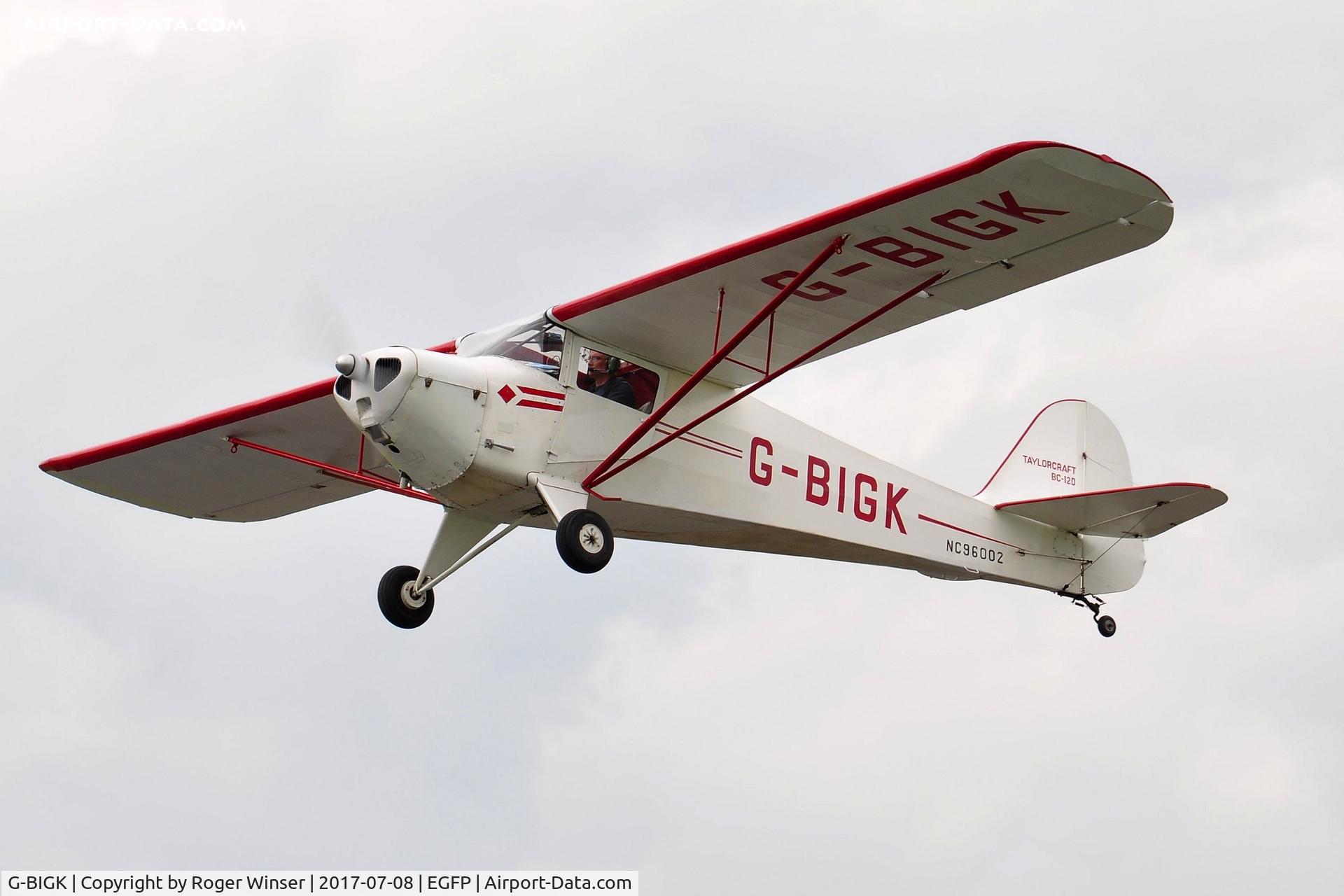 G-BIGK, 1946 Taylorcraft BC-12D Twosome C/N 8302, Visiting Taylorcraft Twosome departing Runway 22.