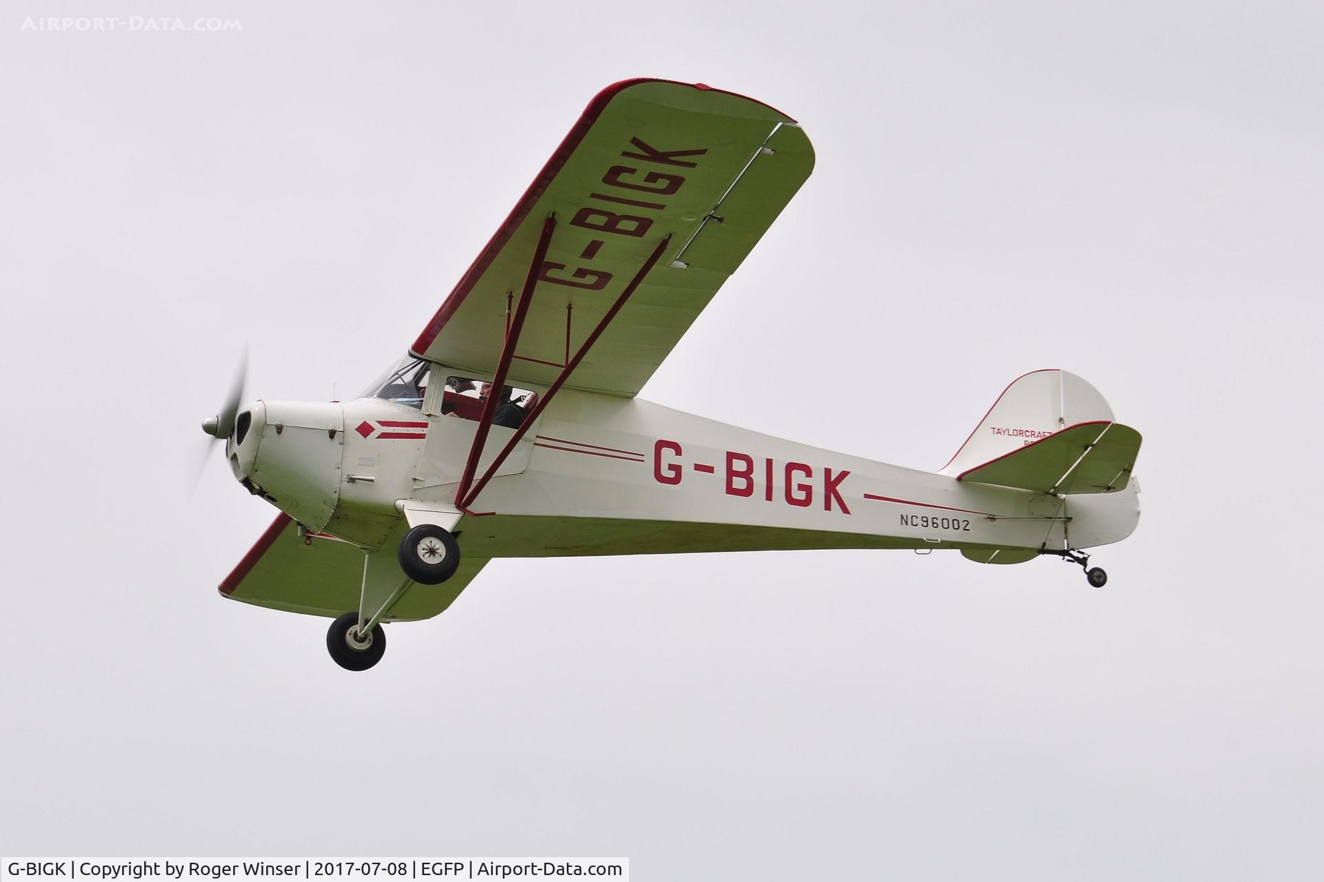 G-BIGK, 1946 Taylorcraft BC-12D Twosome C/N 8302, Low pass over Runway 22.