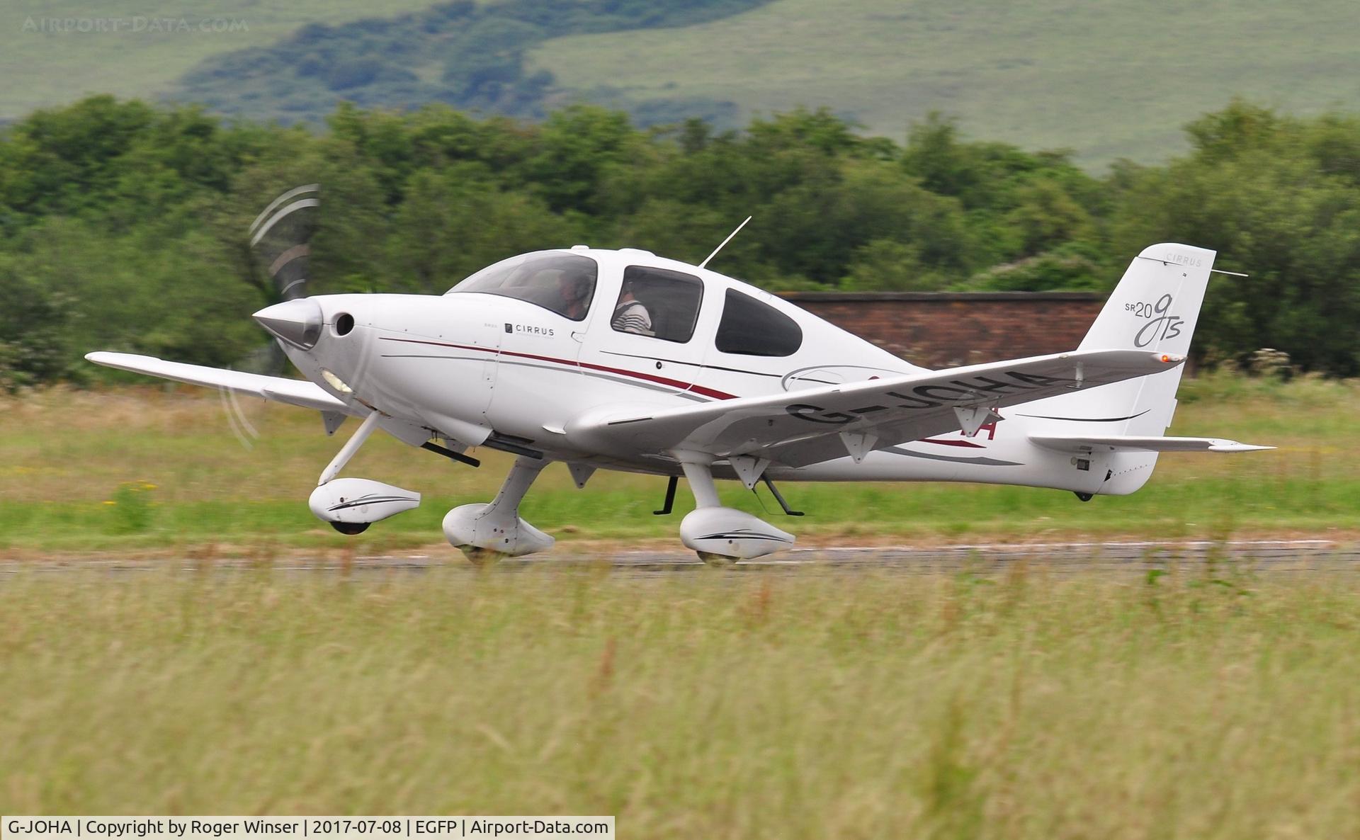 G-JOHA, 2008 Cirrus SR20 G3 GTS C/N 1968, Visiting SR20 departing Runway 22.