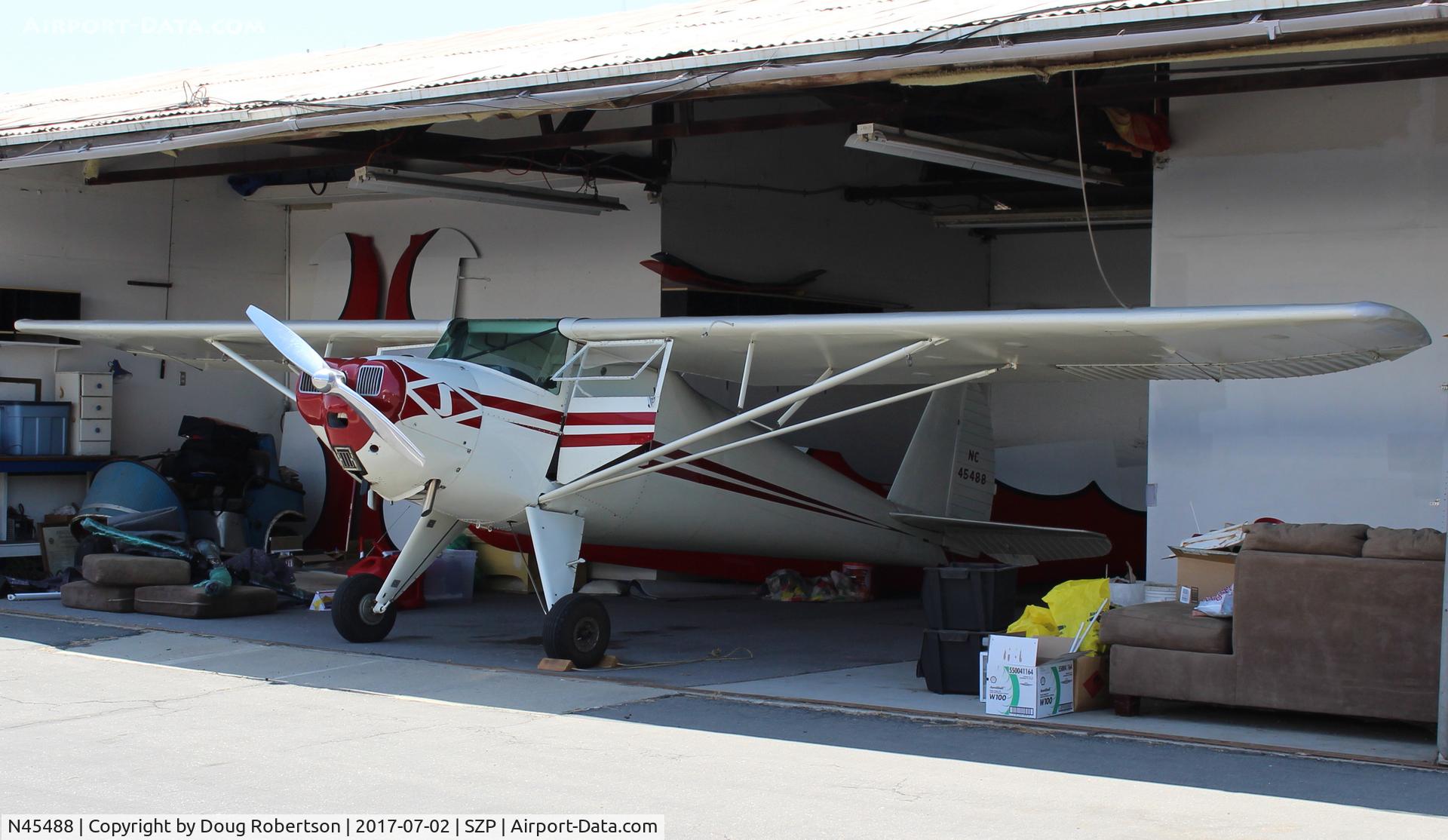 N45488, 1946 Luscombe 8A C/N 2015, 1946 Luscombe 8A, Continental A&C65 65 Hp, in hangar