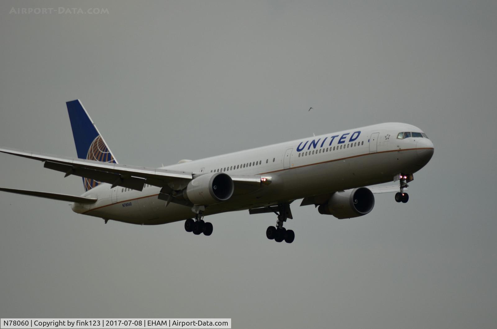 N78060, 2002 Boeing 767-424/ER C/N 29455, UNITED AIRLINES
