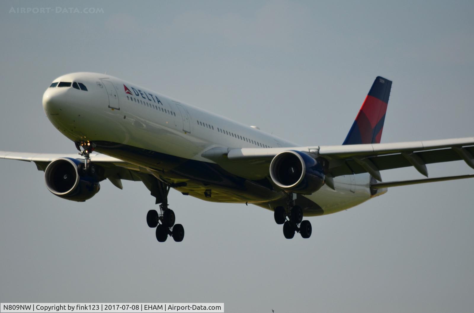 N809NW, 2005 Airbus A330-323 C/N 663, DELTA A330
