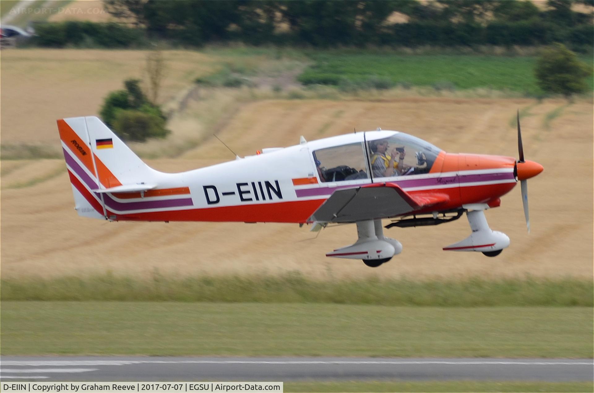 D-EIIN, Robin DR-400-140B Major C/N 935, Landing at Duxford.