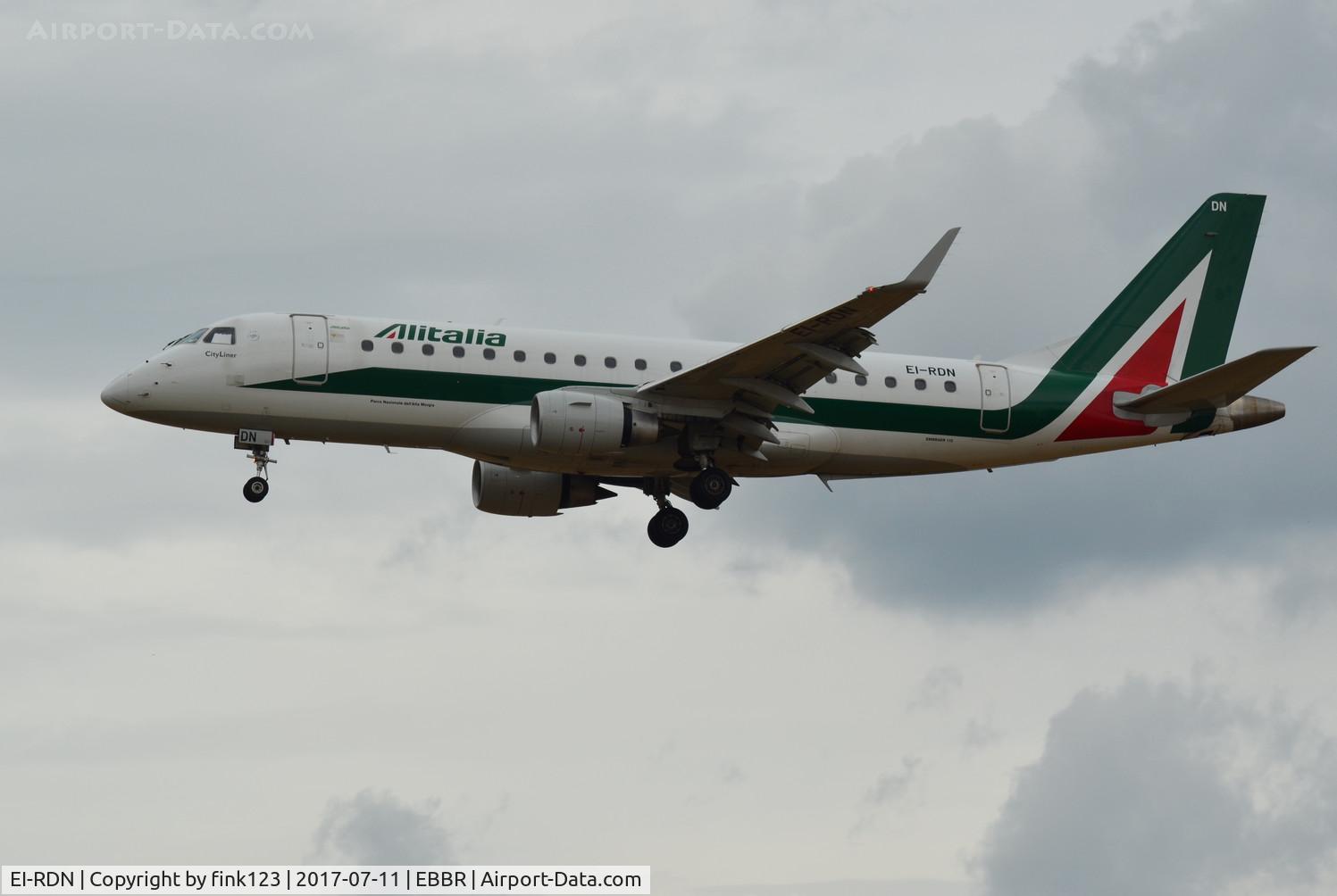 EI-RDN, 2012 Embraer 175LR (ERJ-170-200LR) C/N 17000347, ALITALIA LANDING