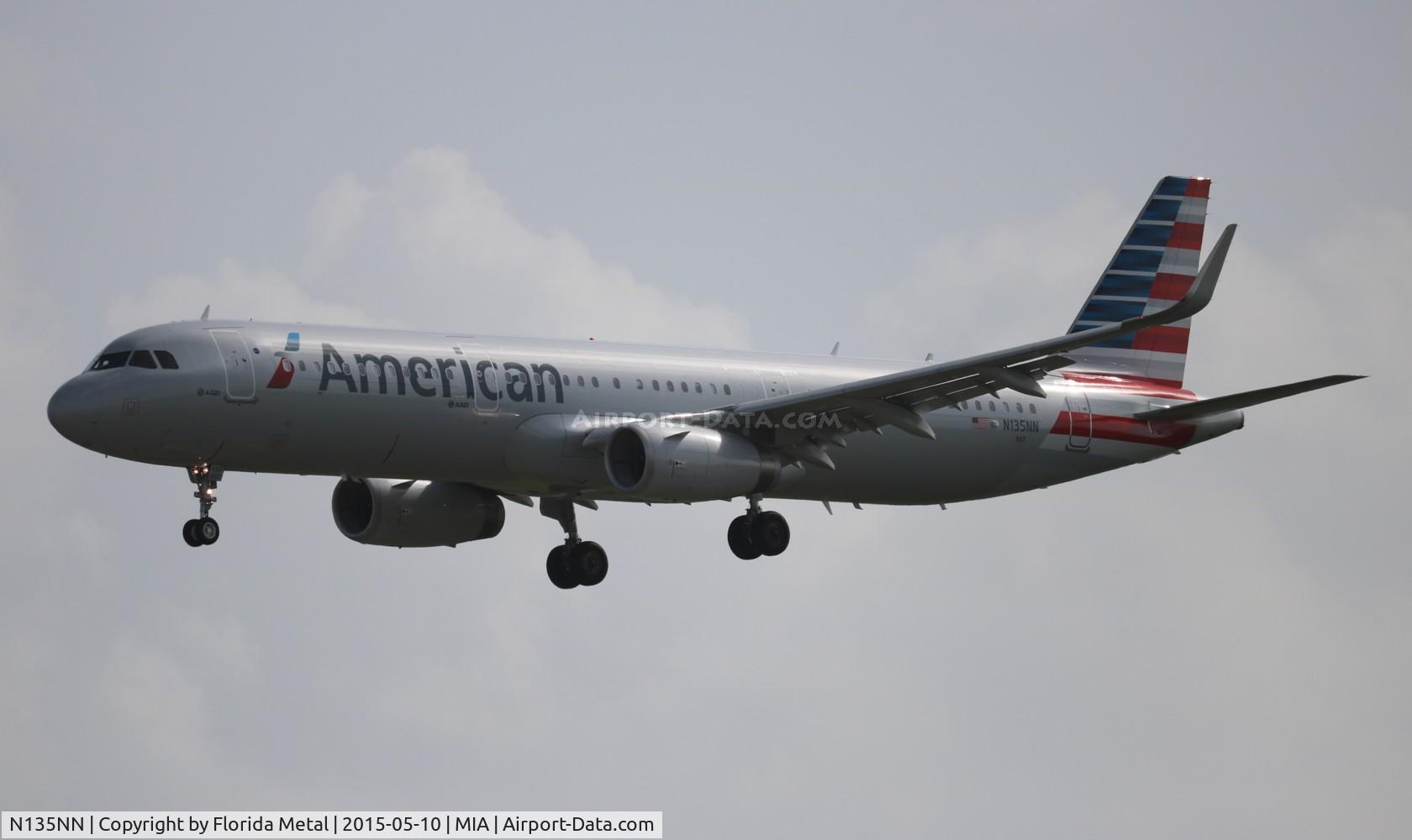 N135NN, 2015 Airbus A321-231 C/N 6520, American