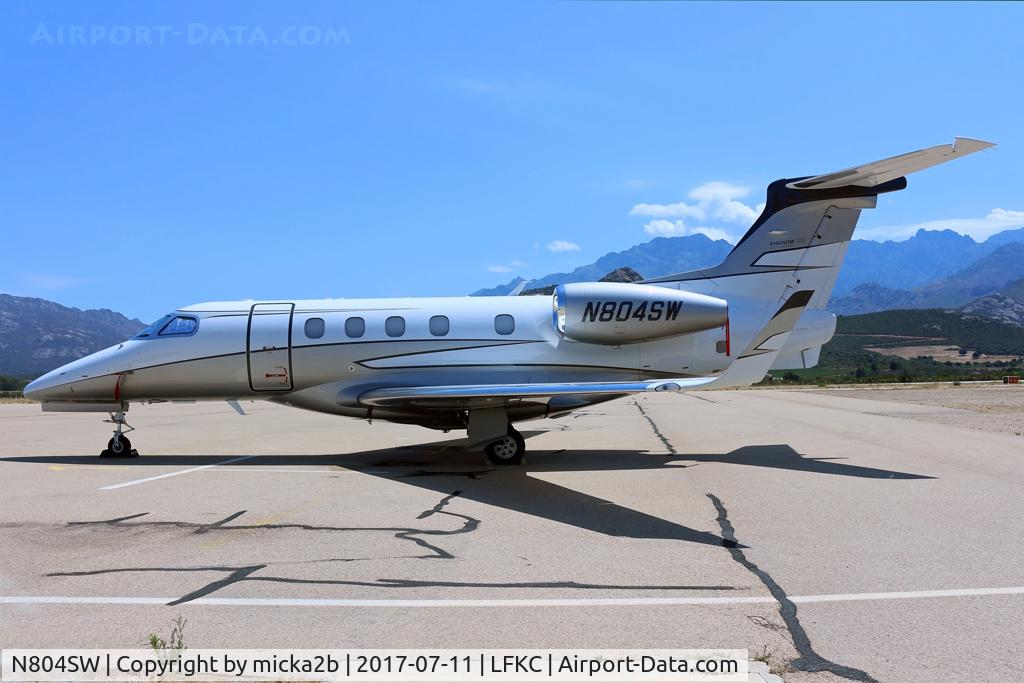N804SW, 2016 Embraer EMB-505 Phenom 300 C/N 50500346, Parked