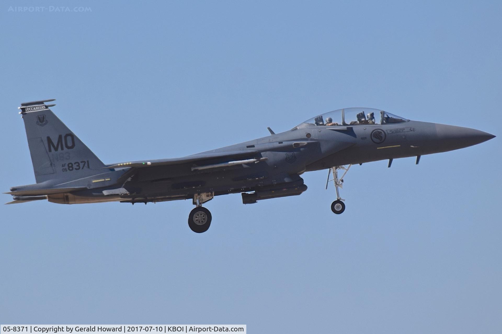 05-8371, 2014 Boeing F-15SG Strike Eagle C/N Not found 05-8371, Low approach to RWY 28L. 428th Fighter Sq. 