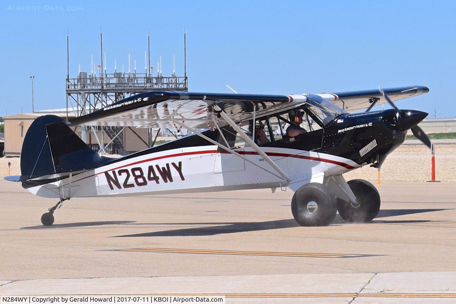 N284WY, 2017 Aviat A-1C-200 Husky C/N 3284, Taxiing to RWY 28L.