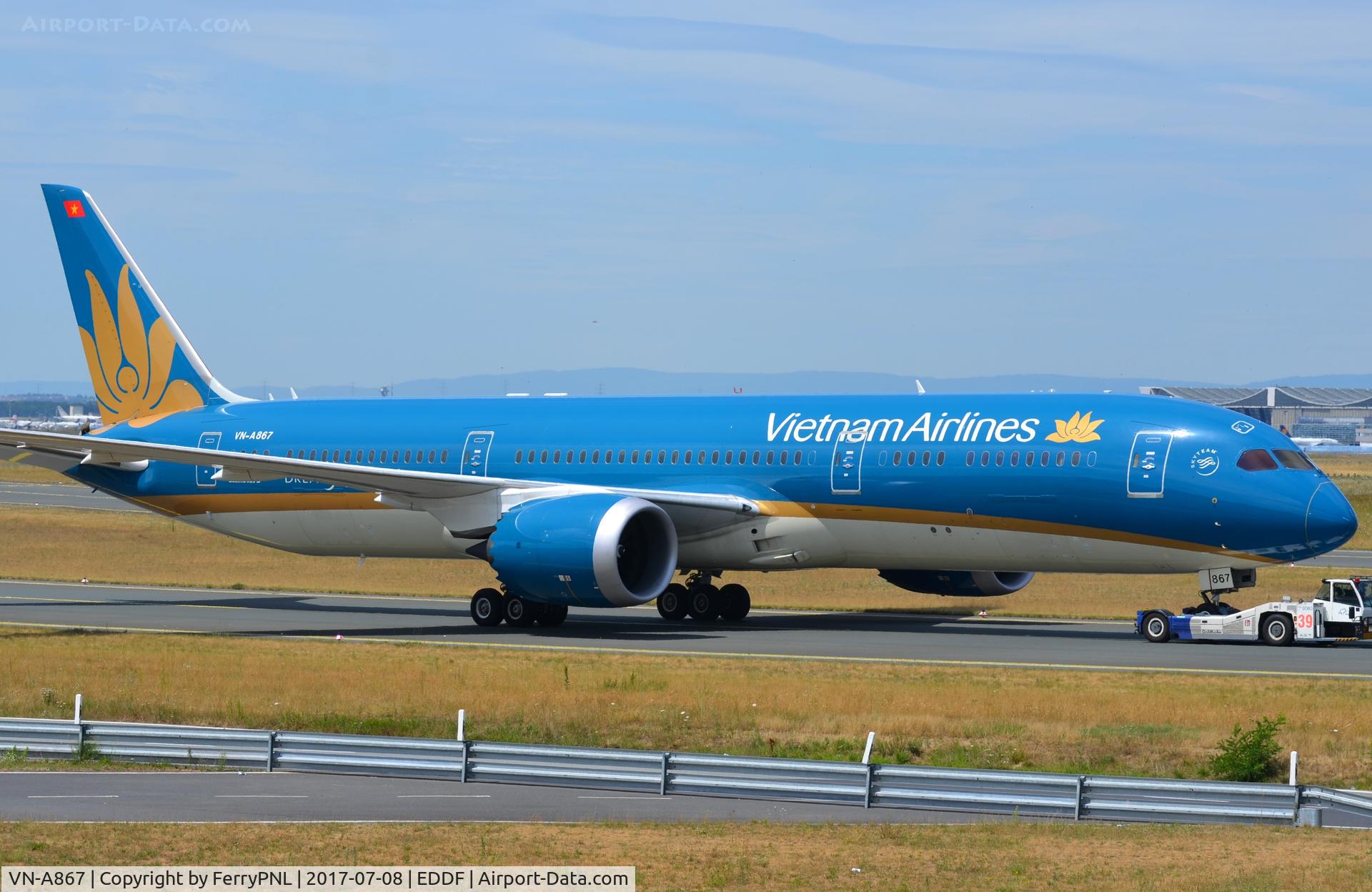VN-A867, 2016 Boeing 787-9 Dreamliner Dreamliner C/N 39287, Vietnam B789 under tow to terminal.