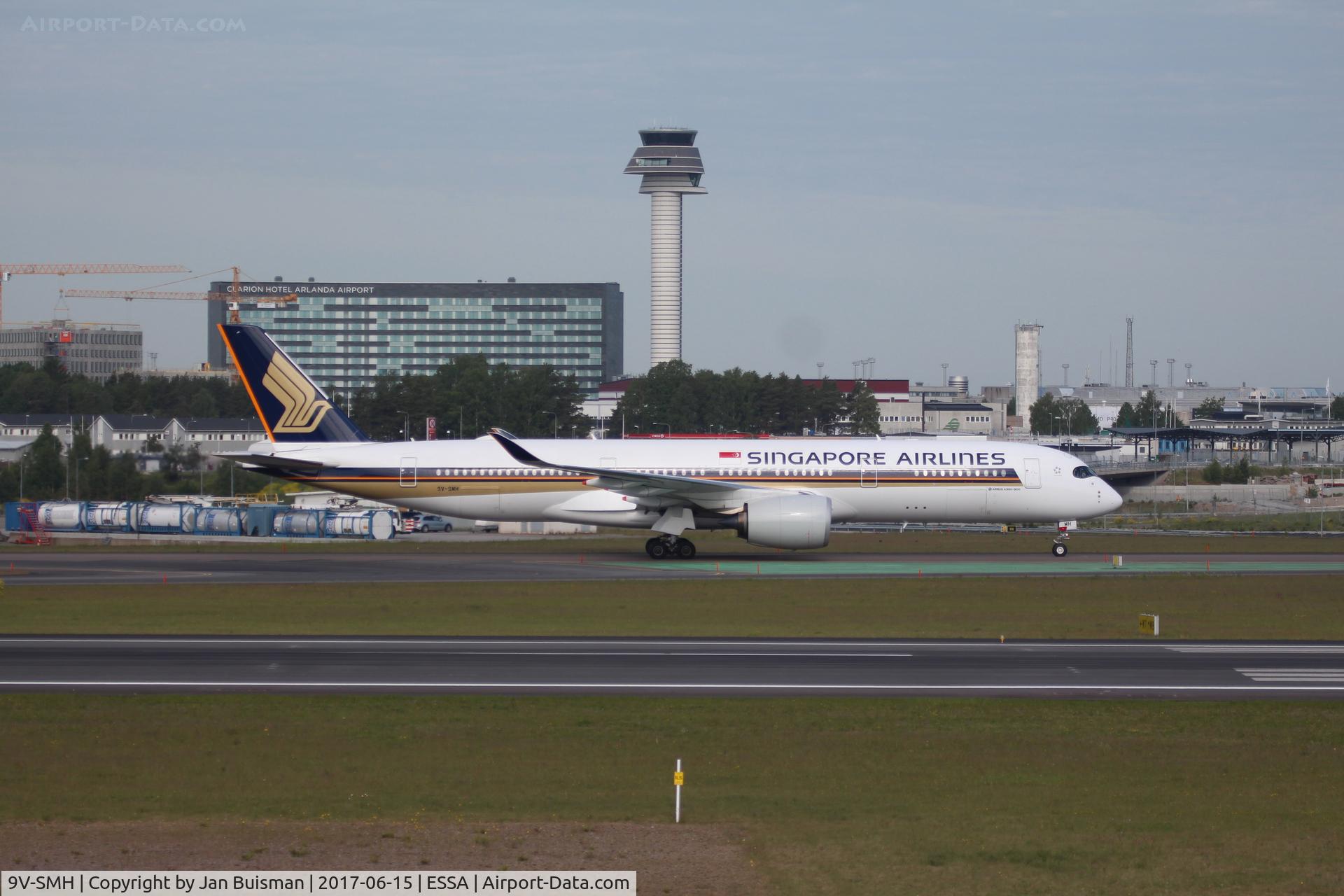 9V-SMH, 2016 Airbus A350-941 C/N 068, Singapore Airlines