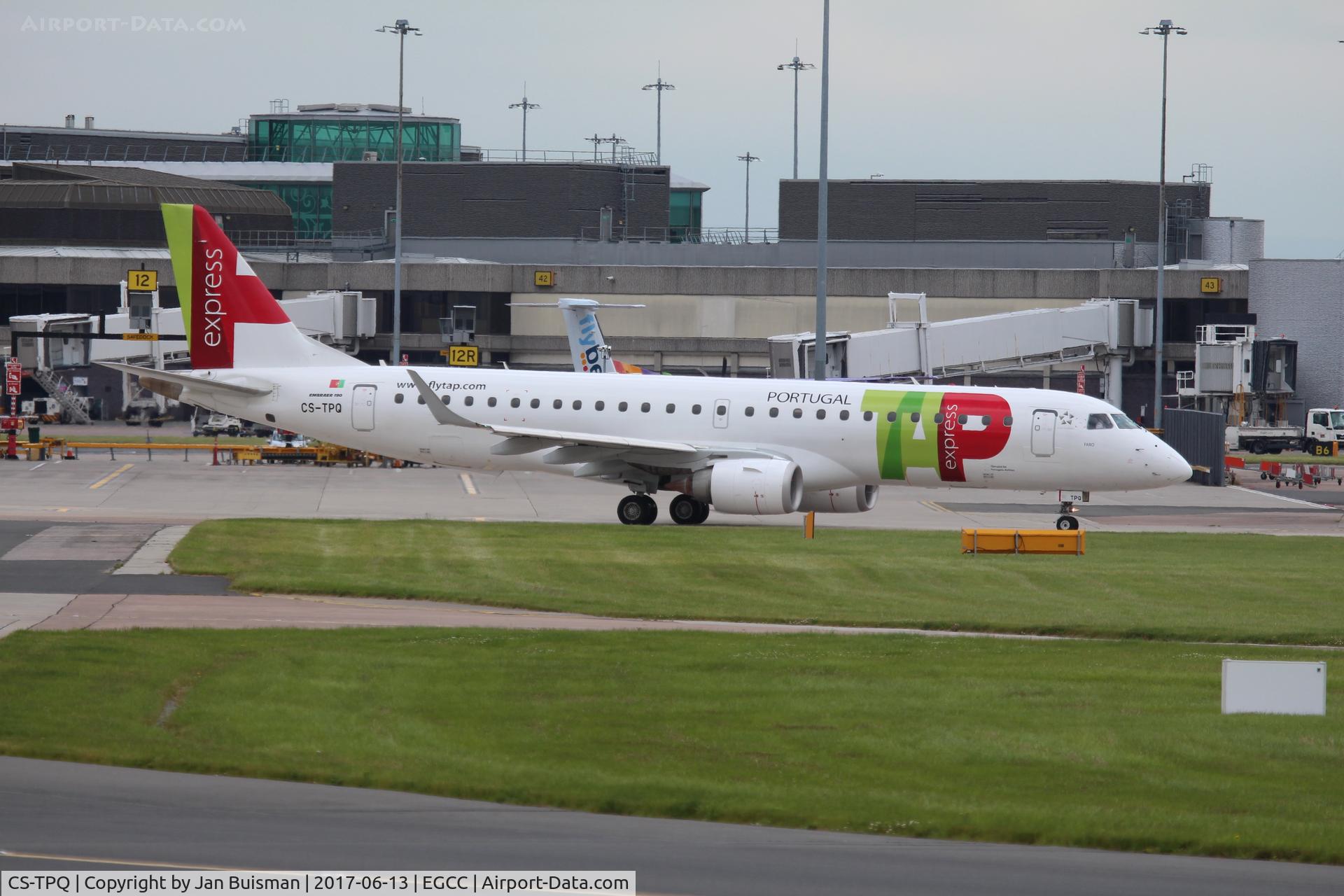 CS-TPQ, 2011 Embraer 190LR (ERJ-190-100LR) C/N 19000450, TAP Express