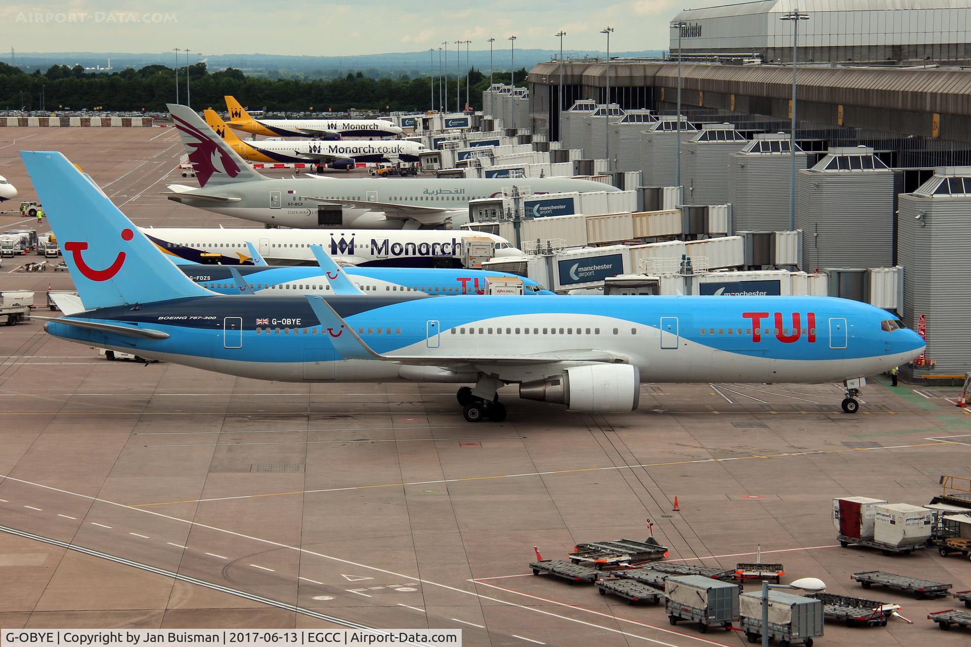 G-OBYE, 1998 Boeing 767-304/ER C/N 28979, Thomson Airways/TUI