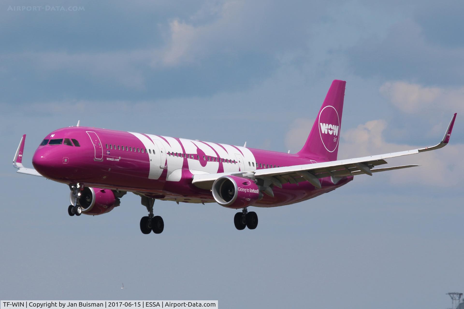 TF-WIN, 2017 Airbus A321-211 C/N 7650, WOW Air