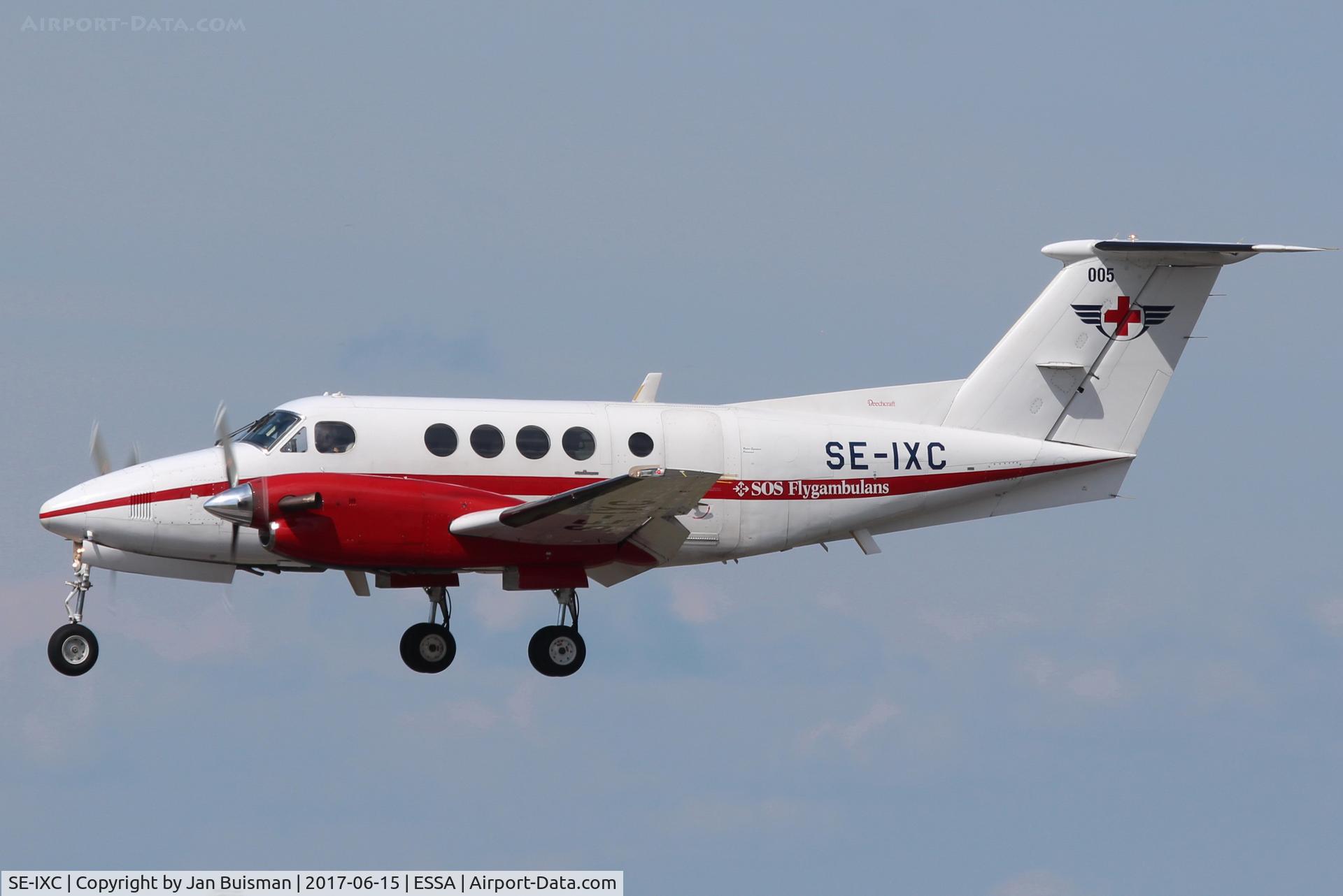 SE-IXC, 1985 Beech B200 King Air King Air C/N BB-1210, SOS Ambulance