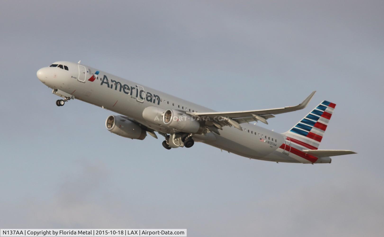 N137AA, 2015 Airbus A321-231 C/N 6647, American
