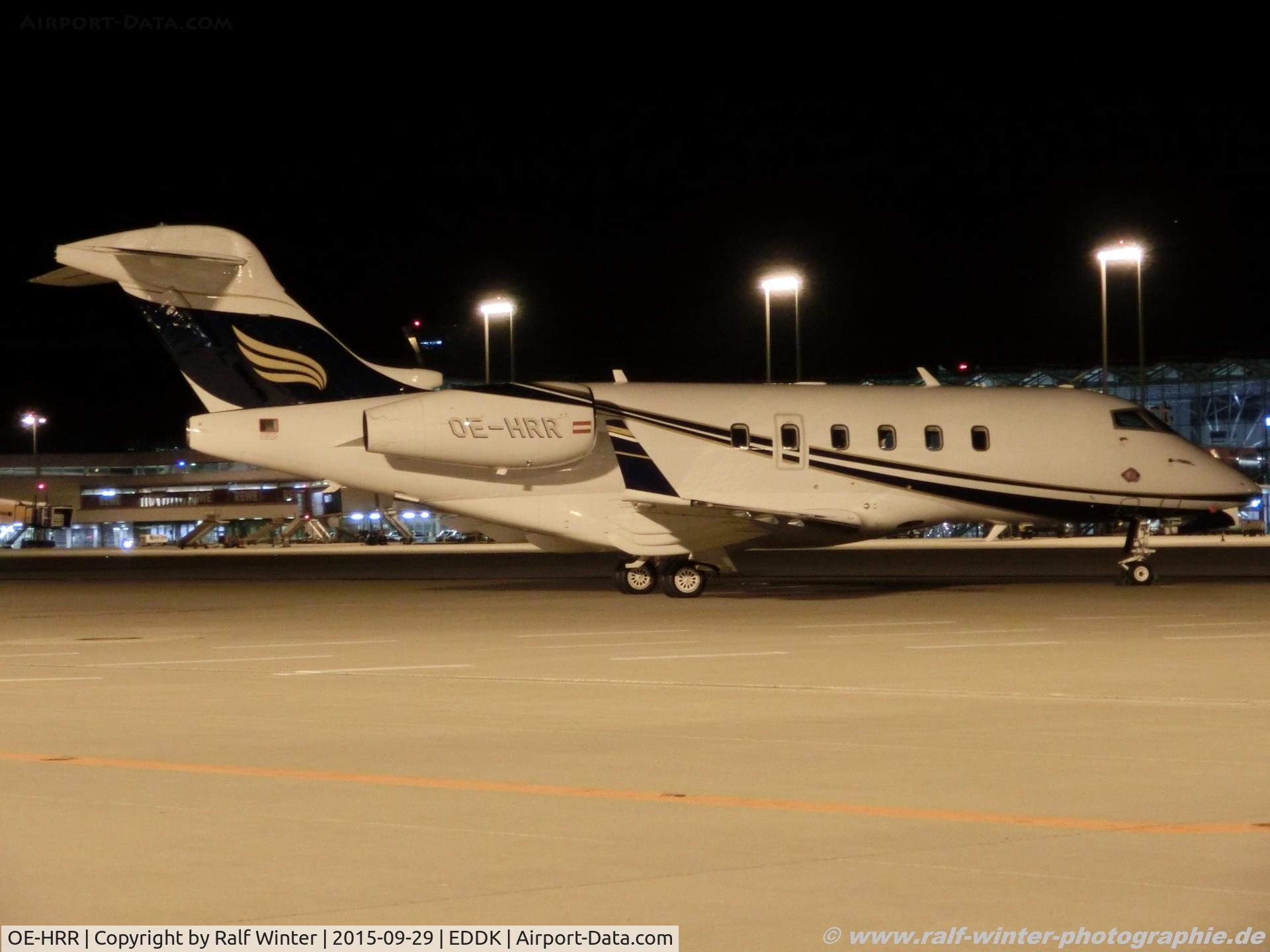 OE-HRR, 2004 Bombardier Challenger 300 (BD-100-1A10) C/N 20033, Bombardier BD-100-1A10 Challenger 300 - LDM Lauda Motion - 20033 - OE-HRR - 29.09.2015 - CGN