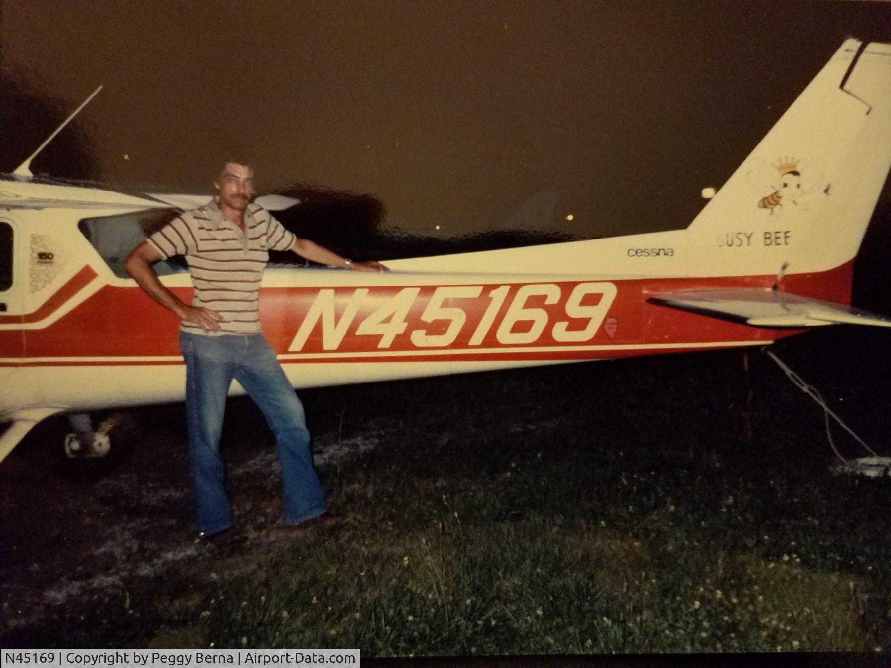 N45169, 1975 Cessna 150M C/N 15076766, 1986 - N45169 - Illinois - Pilot: Karl Berna