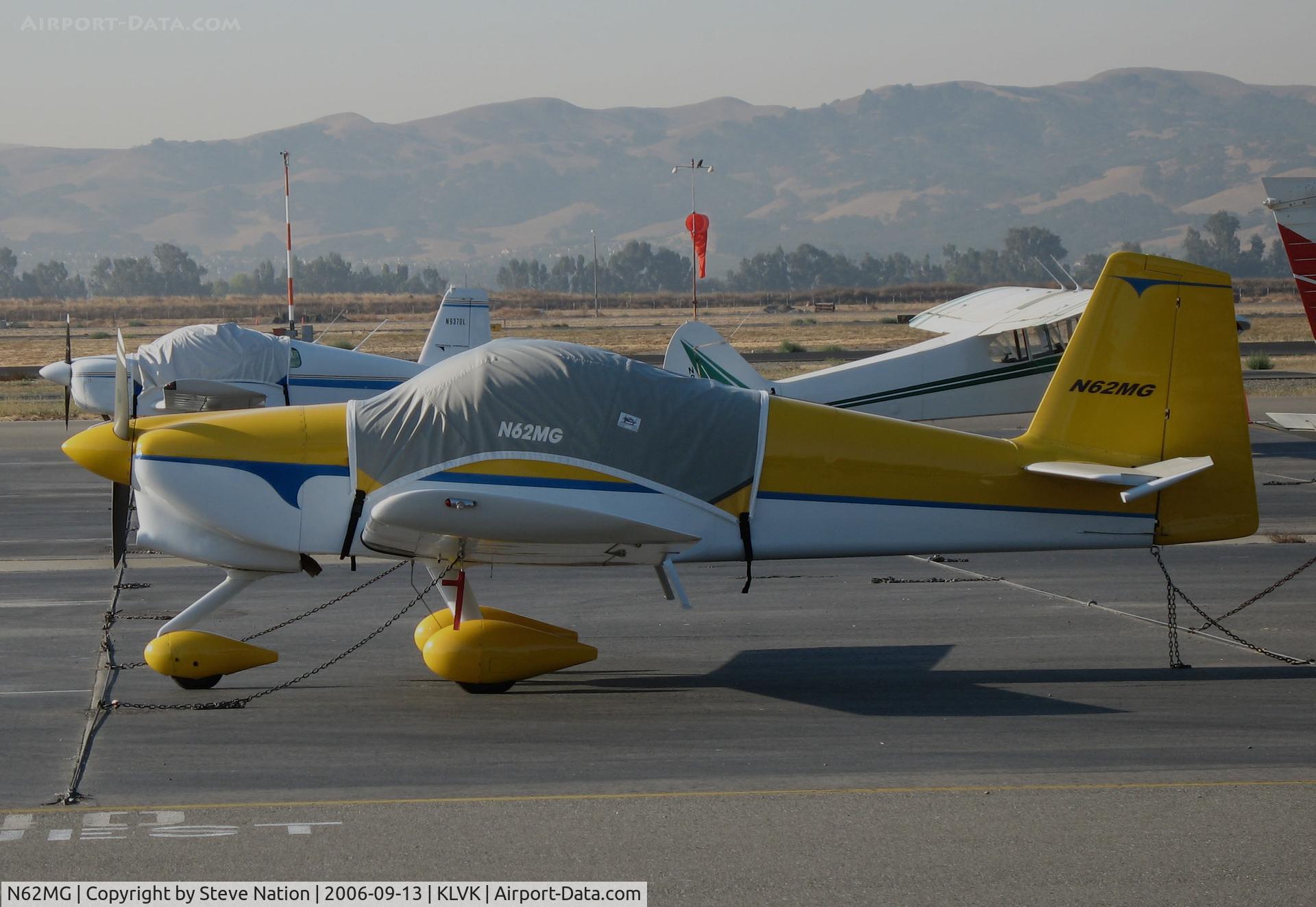 N62MG, 2001 Vans RV-6A C/N 60517, Locally-based 2001 Vans RV-6A with cockpit cover @ Livermore, CA
