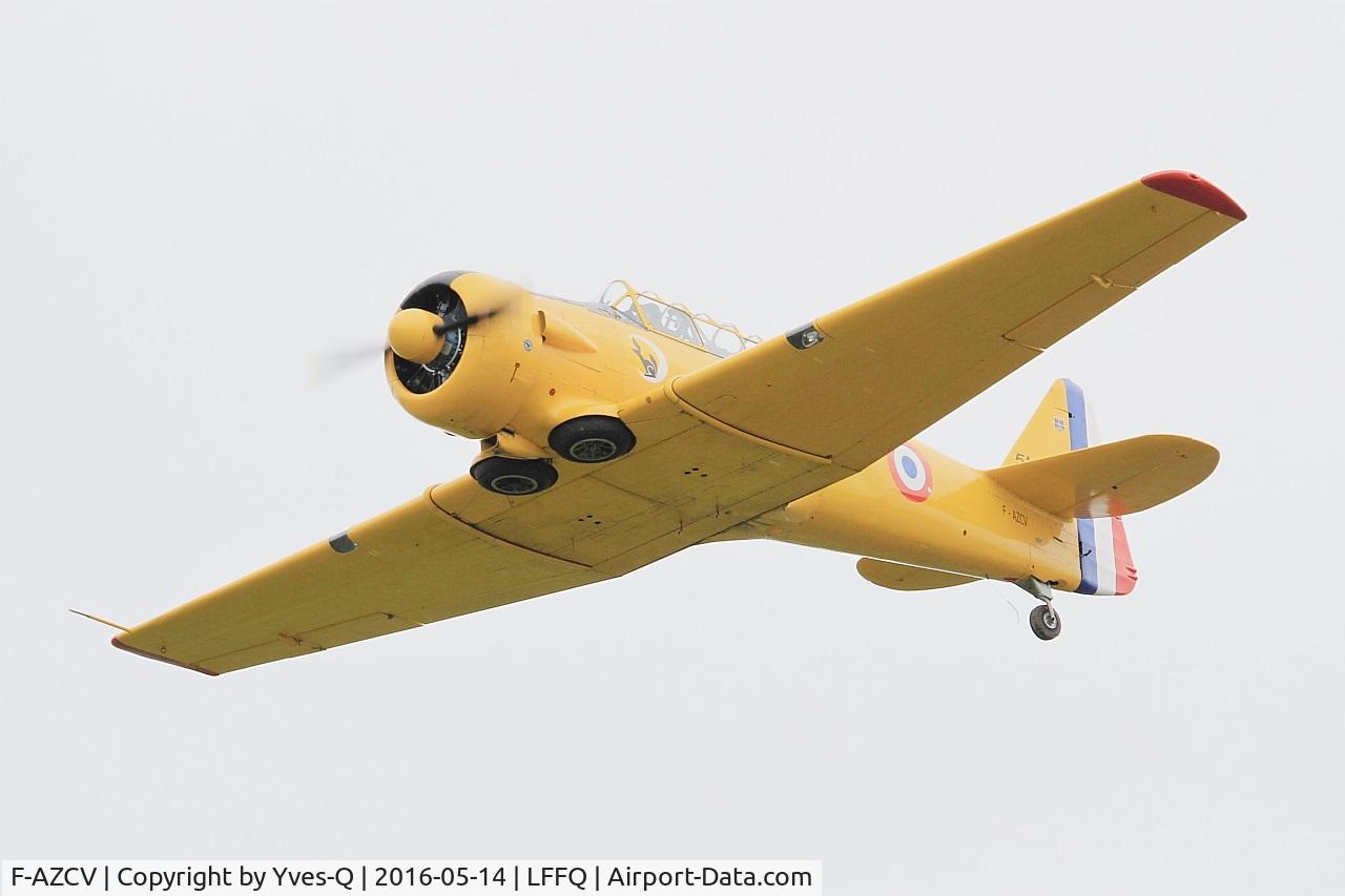F-AZCV, 1951 North American T-6G Texan C/N 182-143, North American T-6G Texan, SOn display, La Ferté-Alais airfield (LFFQ) Air show 2016