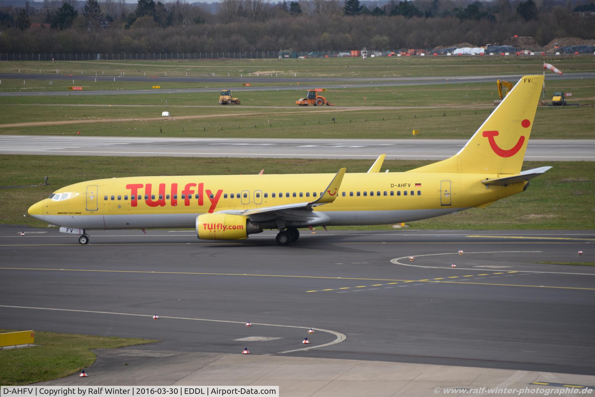 D-AHFV, 2000 Boeing 737-8K5 C/N 30415, Boeing 737-8K5(W) - X3 TUI TUIfly - 30415 - D-AHFV - 30.03.2016 - DUS