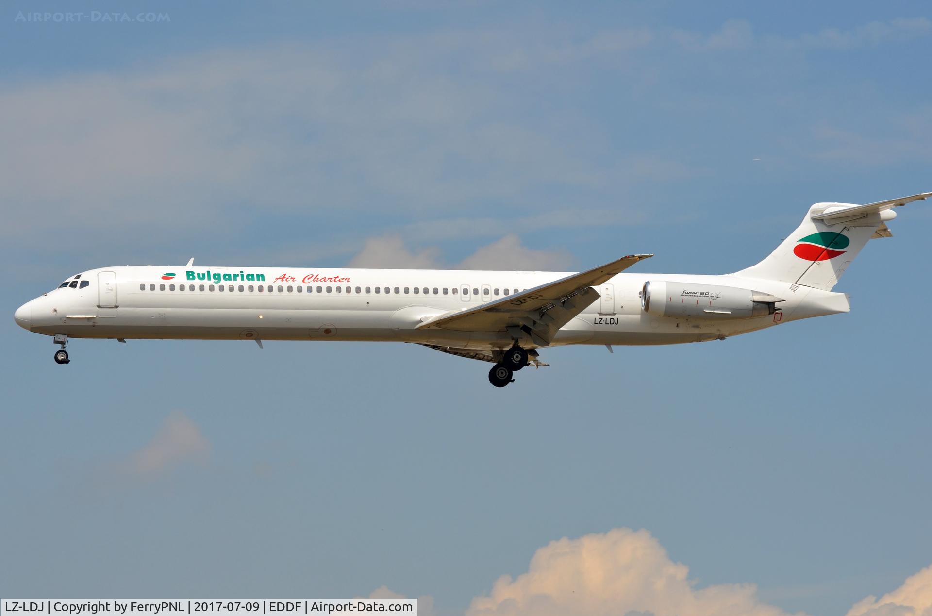LZ-LDJ, 1995 McDonnell Douglas MD-82 (DC-9-82) C/N 53230, BUC MD82 landing in FRA