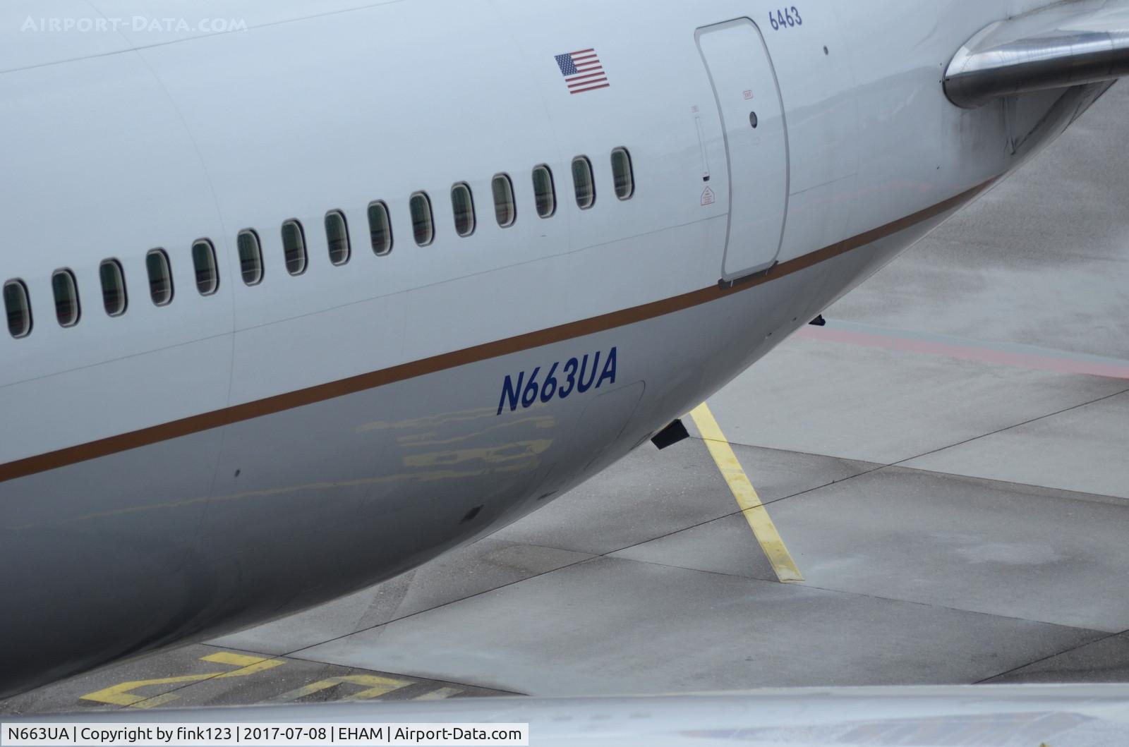 N663UA, 1993 Boeing 767-322 C/N 27160, UNITED 767
