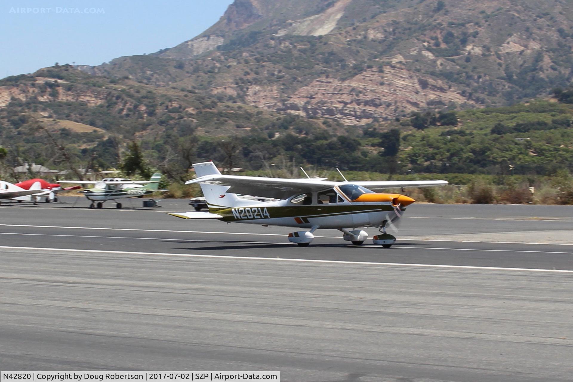 N42820, 1968 Cessna 182L Skylane C/N 18259204, 1968 Cessna 182L SKYLANE, Continental O-470 230 Hp, landing roll Rwy 22