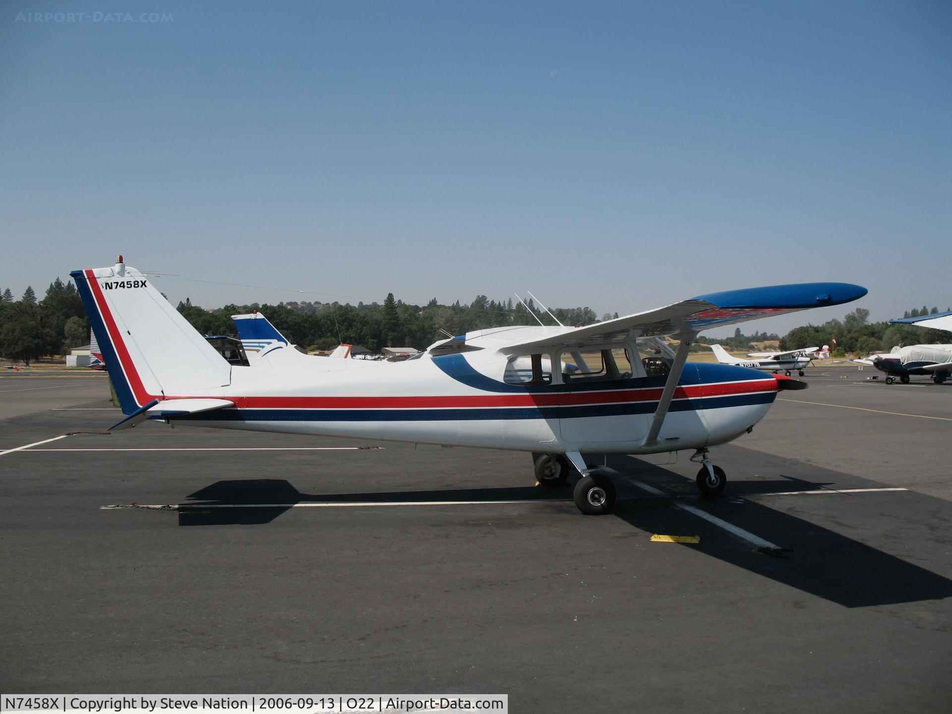 N7458X, 1960 Cessna 172B C/N 17247958, Springfield Flying Service 1960 Cessna 172B Skyhawk @ Columbia, CA home base