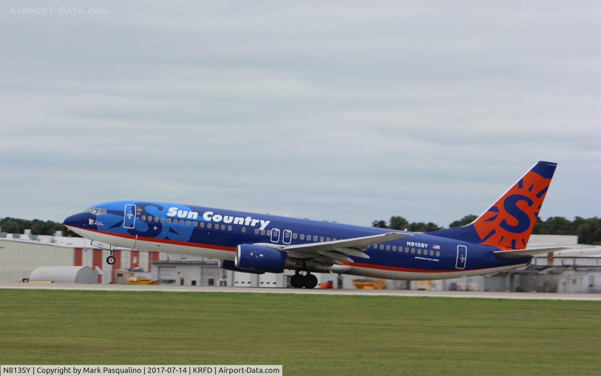 N813SY, 2001 Boeing 737-8Q8 C/N 28237, Boeing 737-800