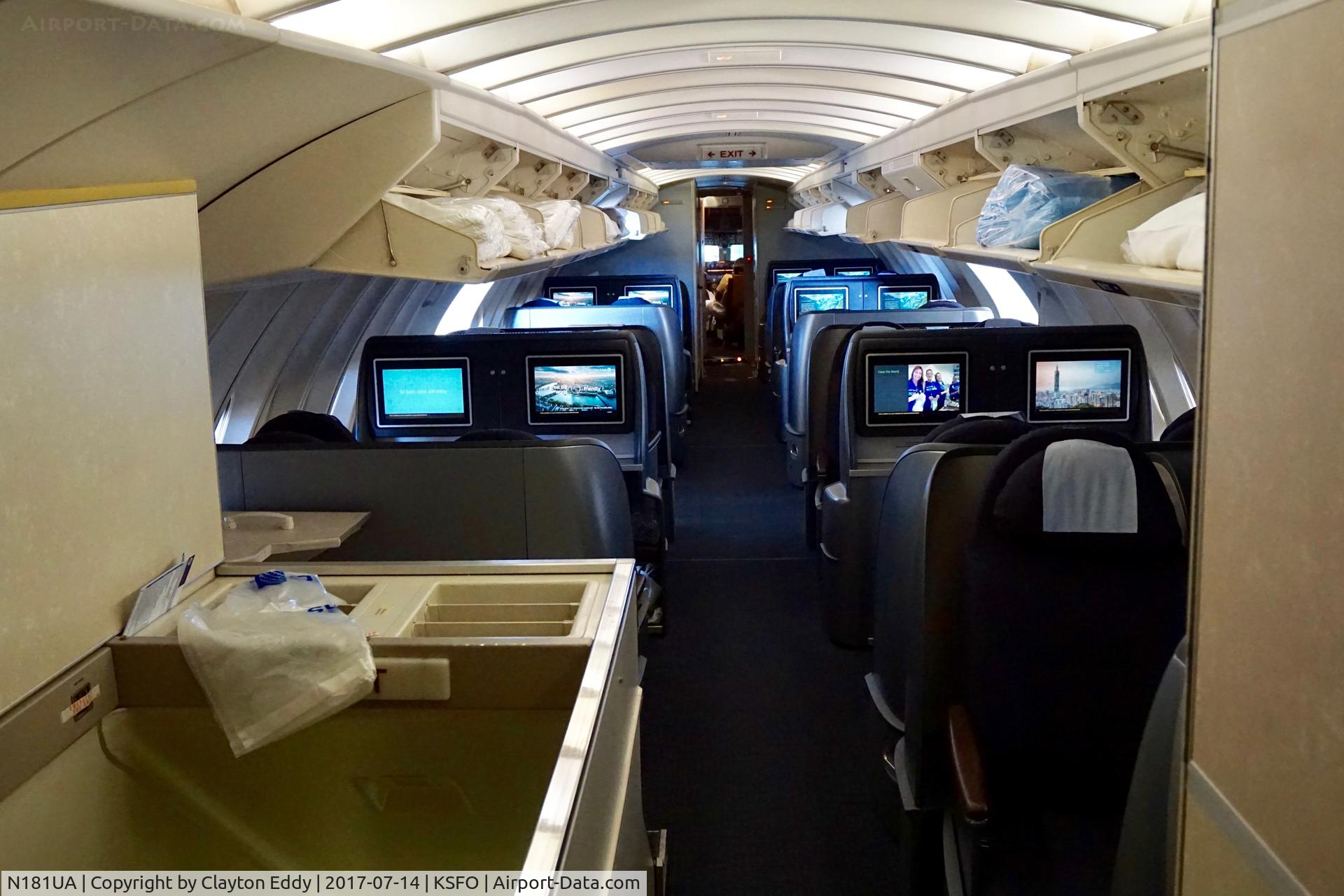 N181UA, 1991 Boeing 747-422 C/N 25278, Upperdeck looking forward. 2017.