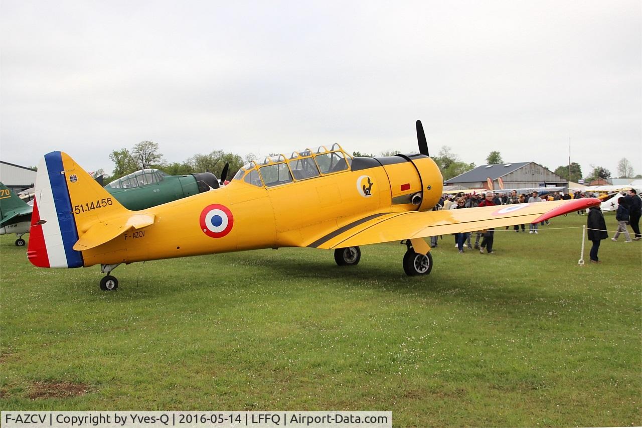 F-AZCV, 1951 North American T-6G Texan C/N 182-143, North American T-6G Texan, Static park, La Ferté-Alais airfield (LFFQ) Air show 2016