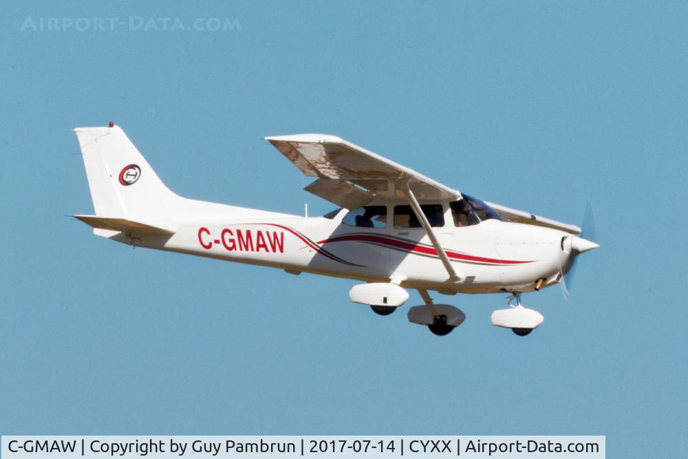 C-GMAW, 2001 Cessna 172S C/N 172S8763, New paint