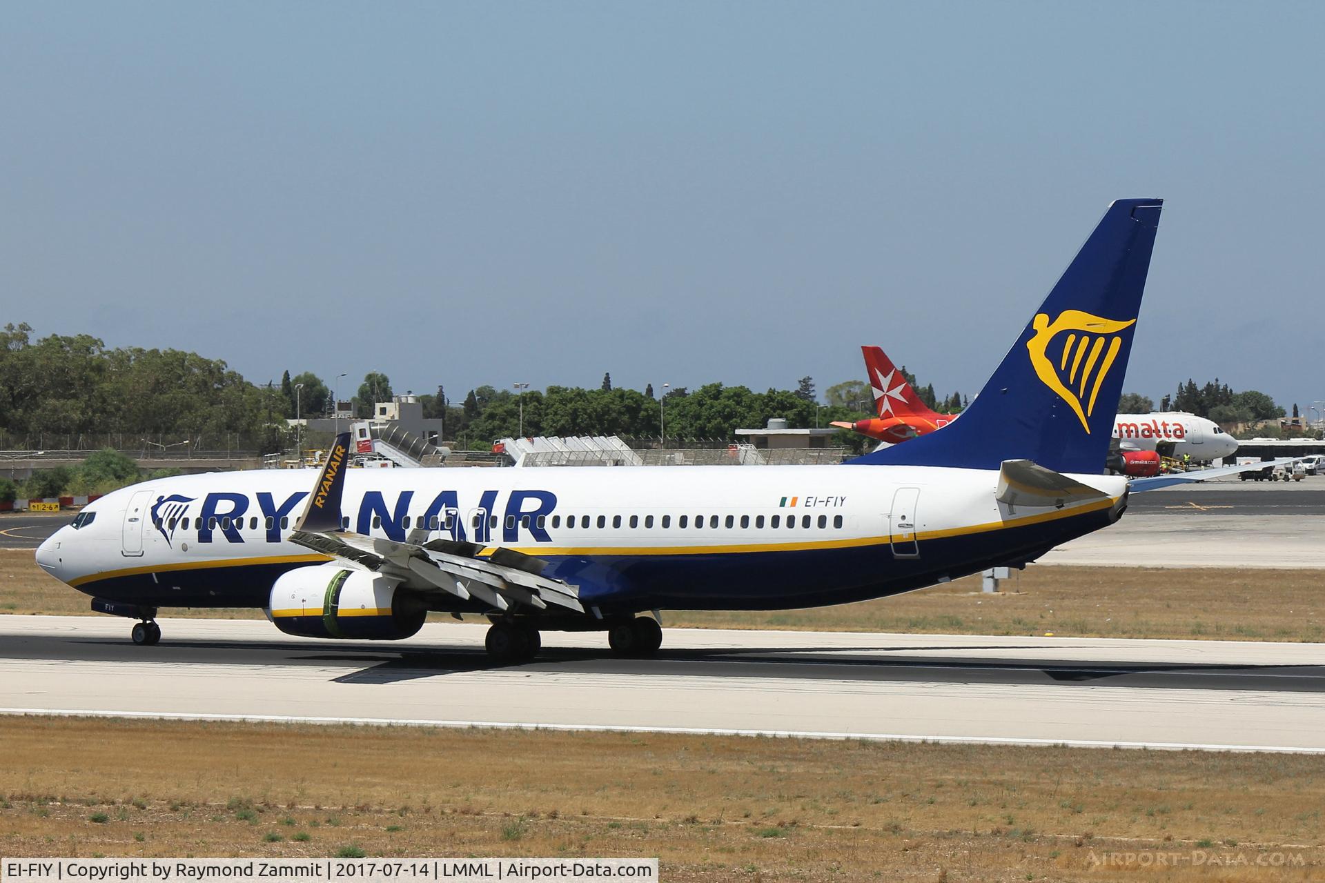 EI-FIY, 2015 Boeing 737-8AS C/N 44707, B737-800 EI-FIY Ryanair